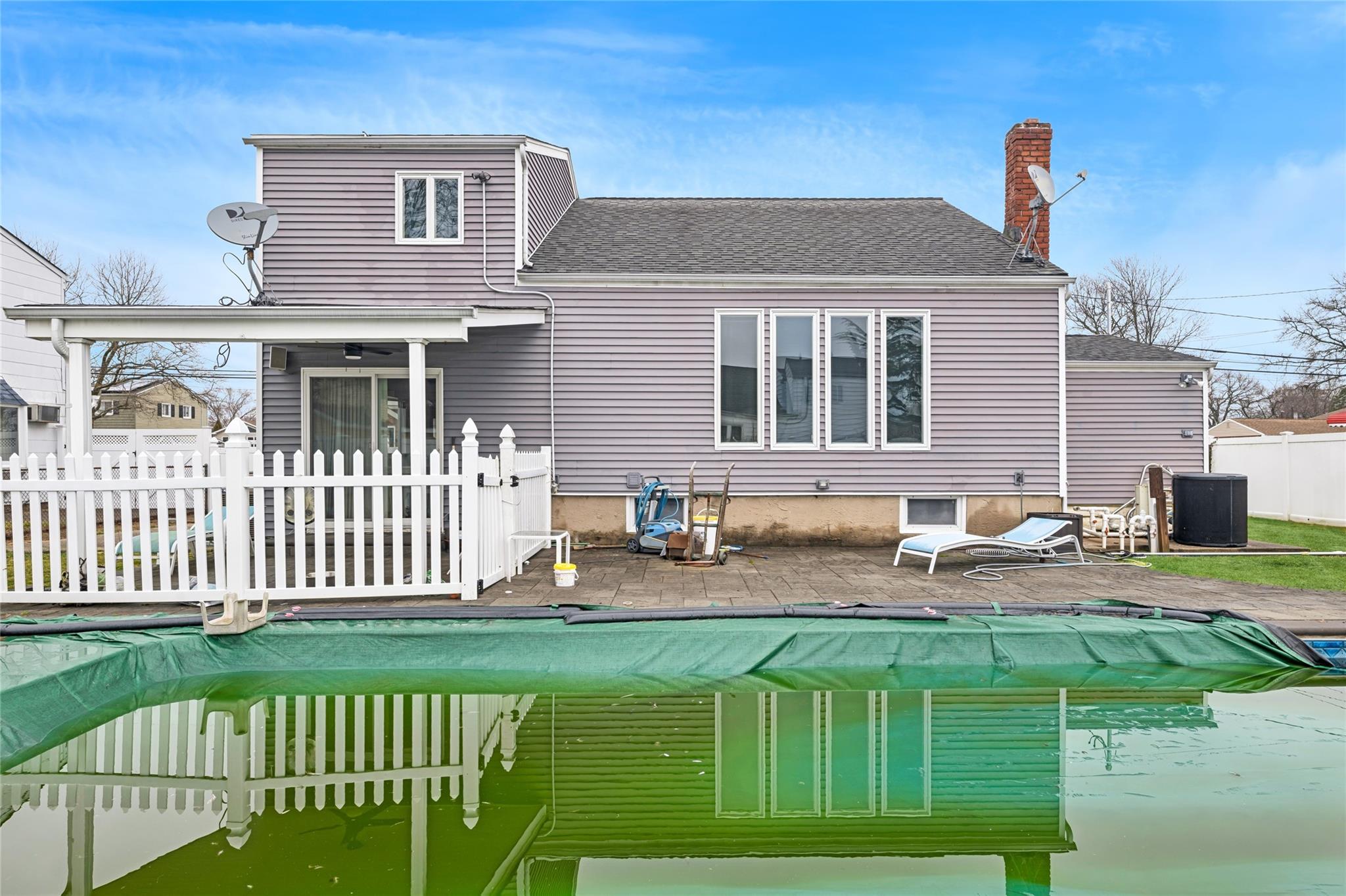 300 W 21st Street, Deer Park, New York image 26
