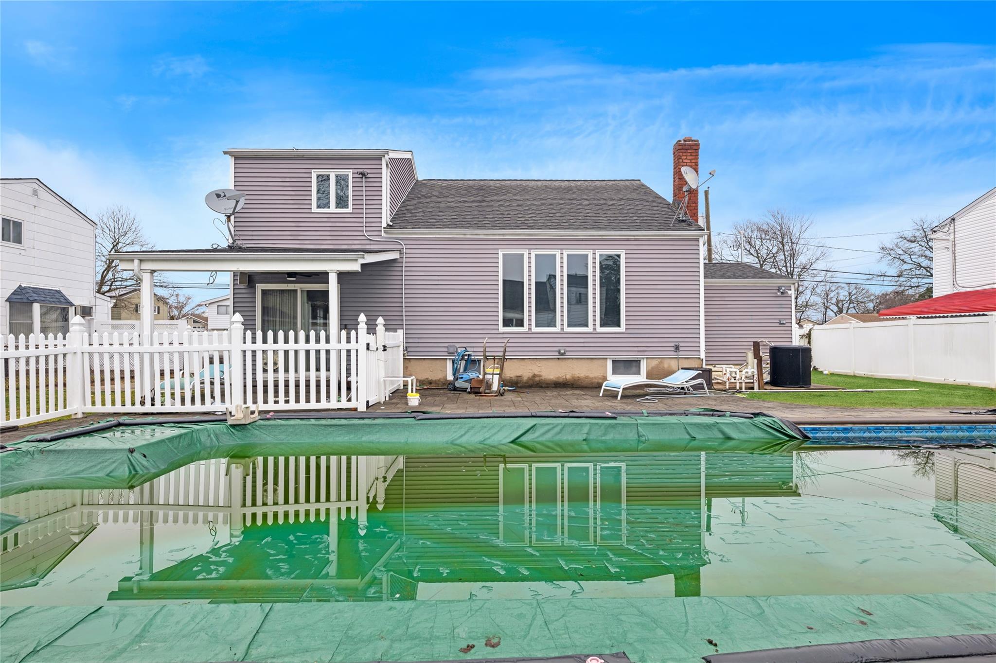 300 W 21st Street, Deer Park, New York image 25