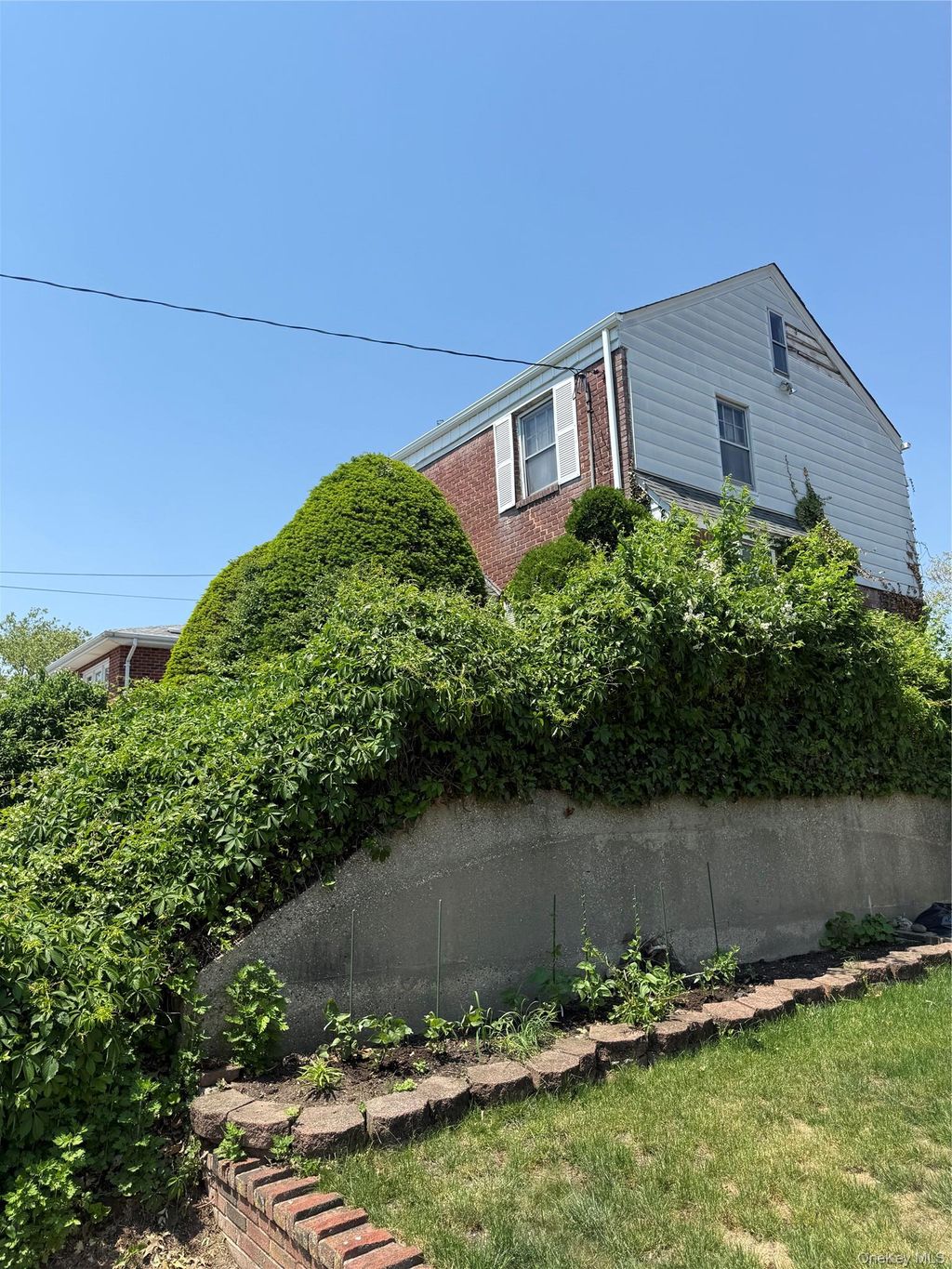 Photo of 201 15 26 Avenue, Bayside, NY 11360 (MLS # 1001903)