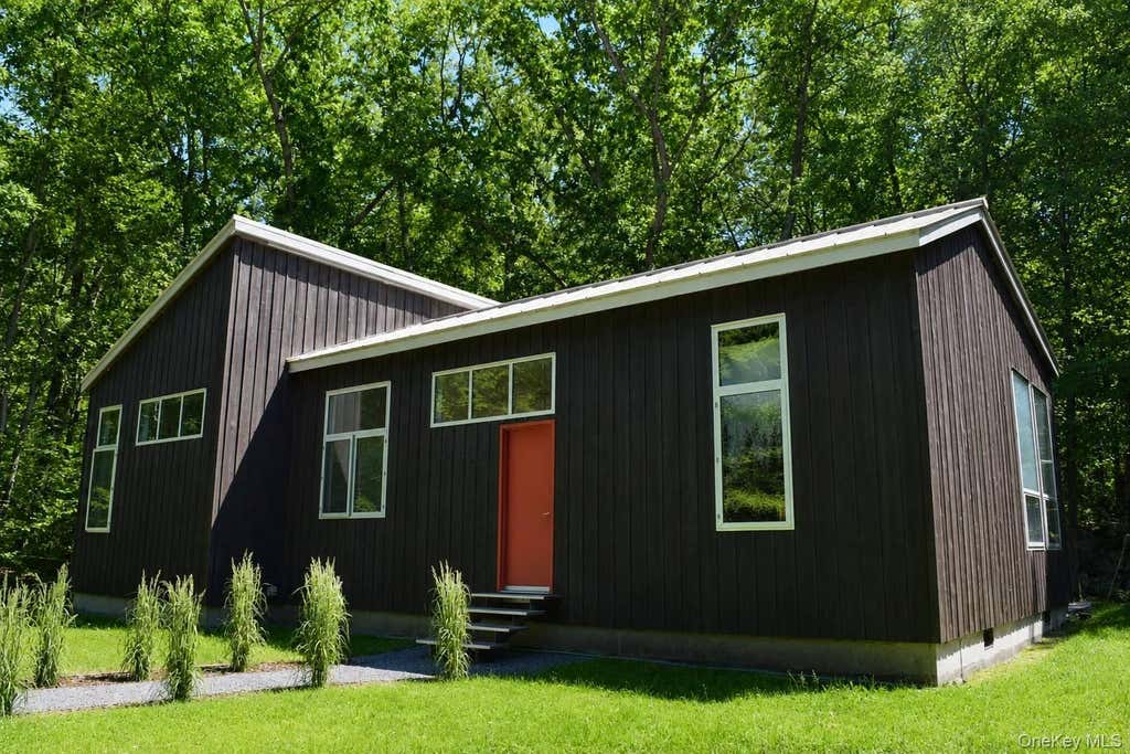 Photo of 30 Old East Road, Wallkill, NY 12589 (MLS # 1040895)