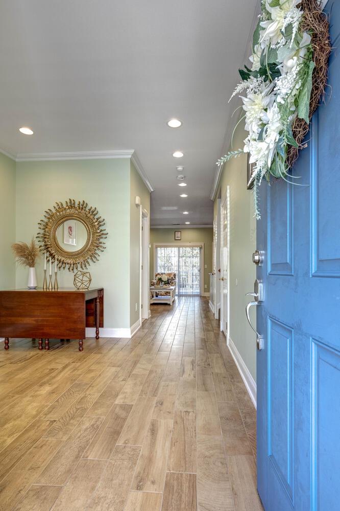 102 Emily Drive, Patchogue, New York image 3