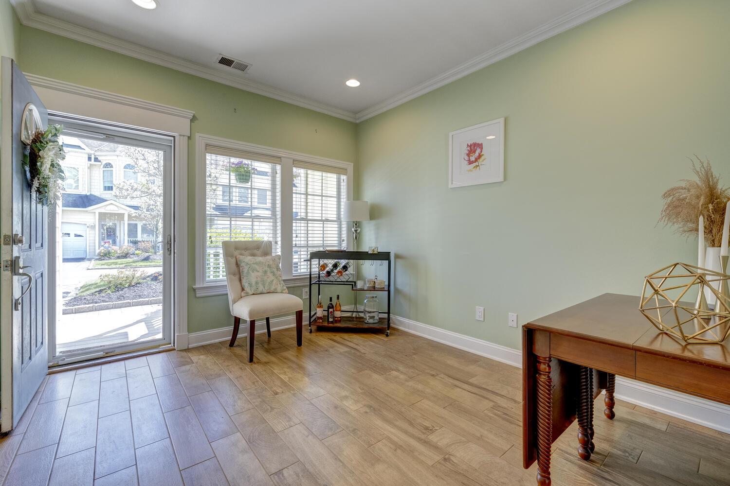 102 Emily Drive, Patchogue, New York image 5