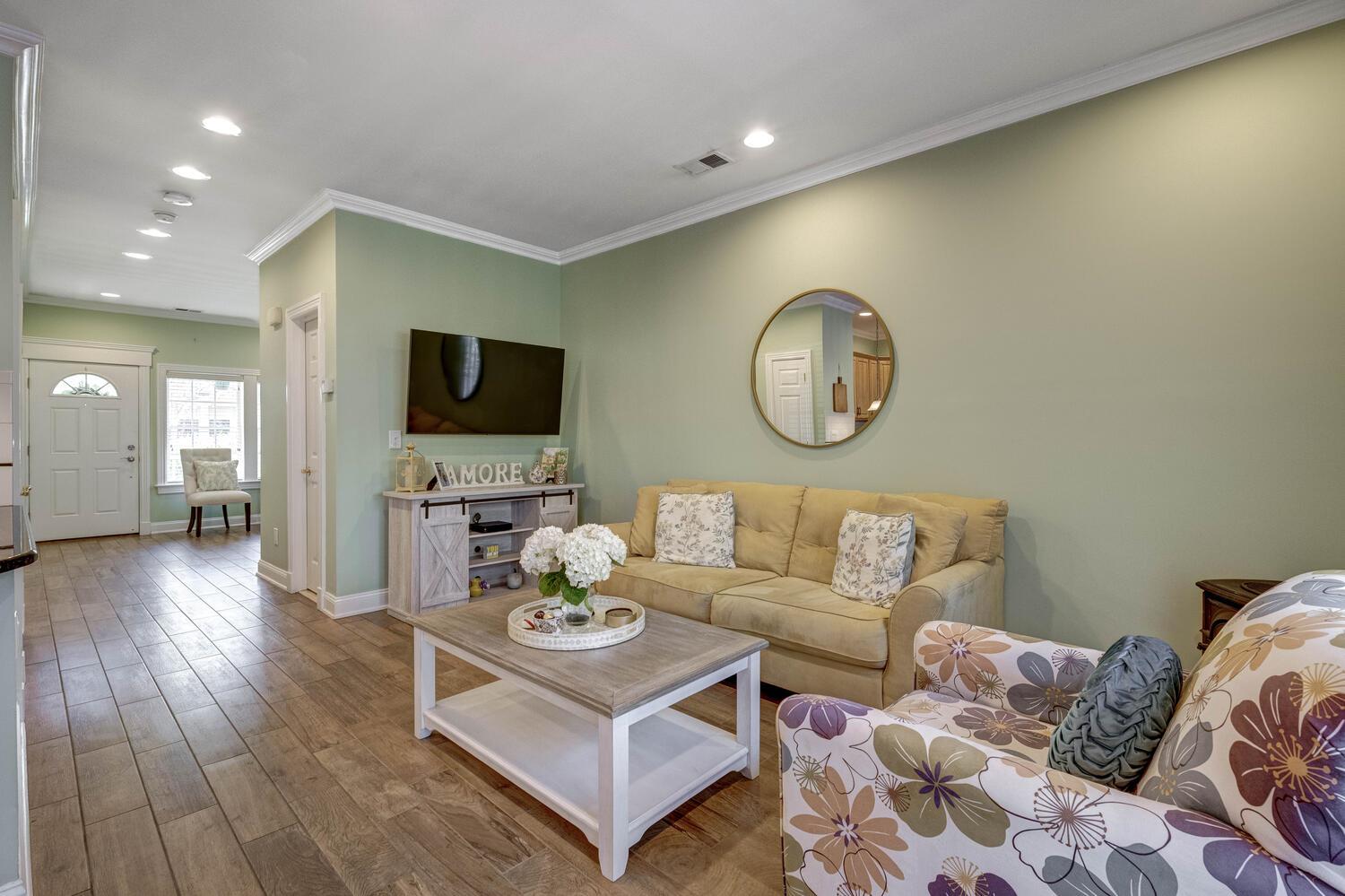 102 Emily Drive, Patchogue, New York image 7