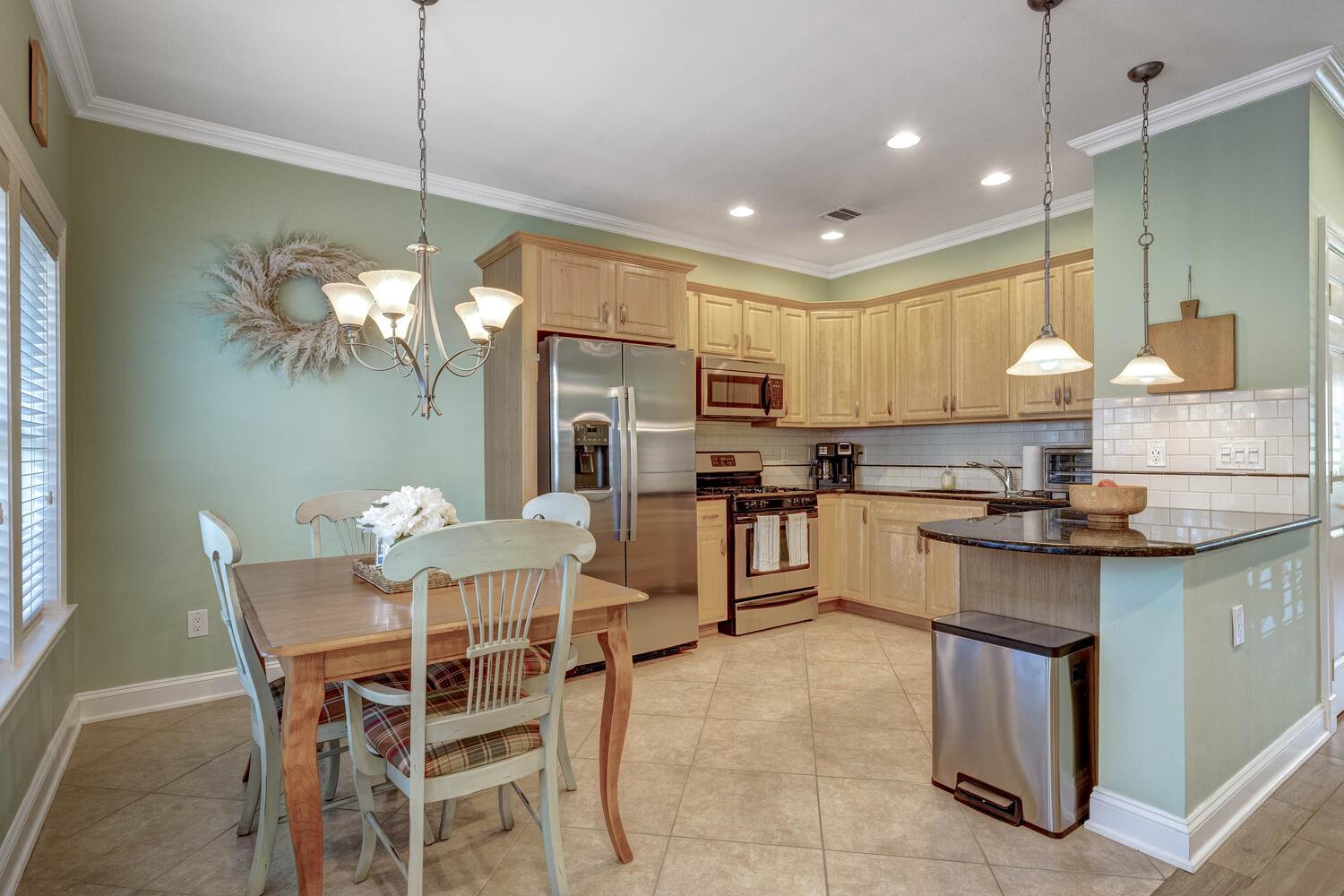 102 Emily Drive, Patchogue, New York image 8