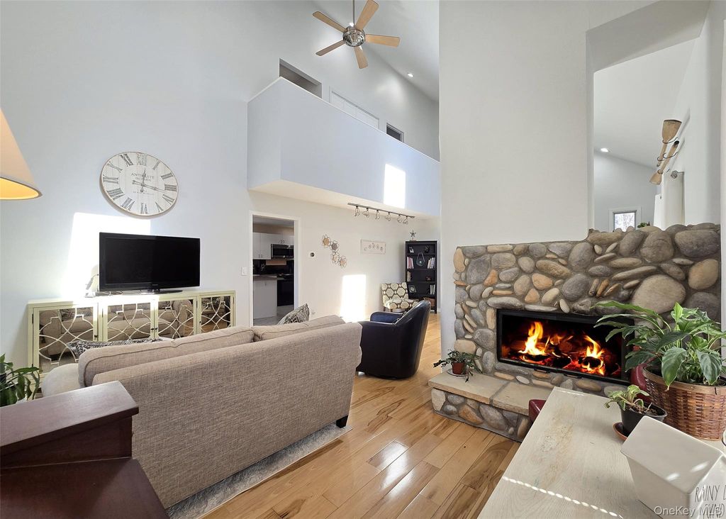 Photo of 122 Curtis Drive, Sound Beach, NY 11789 (MLS # 984842)