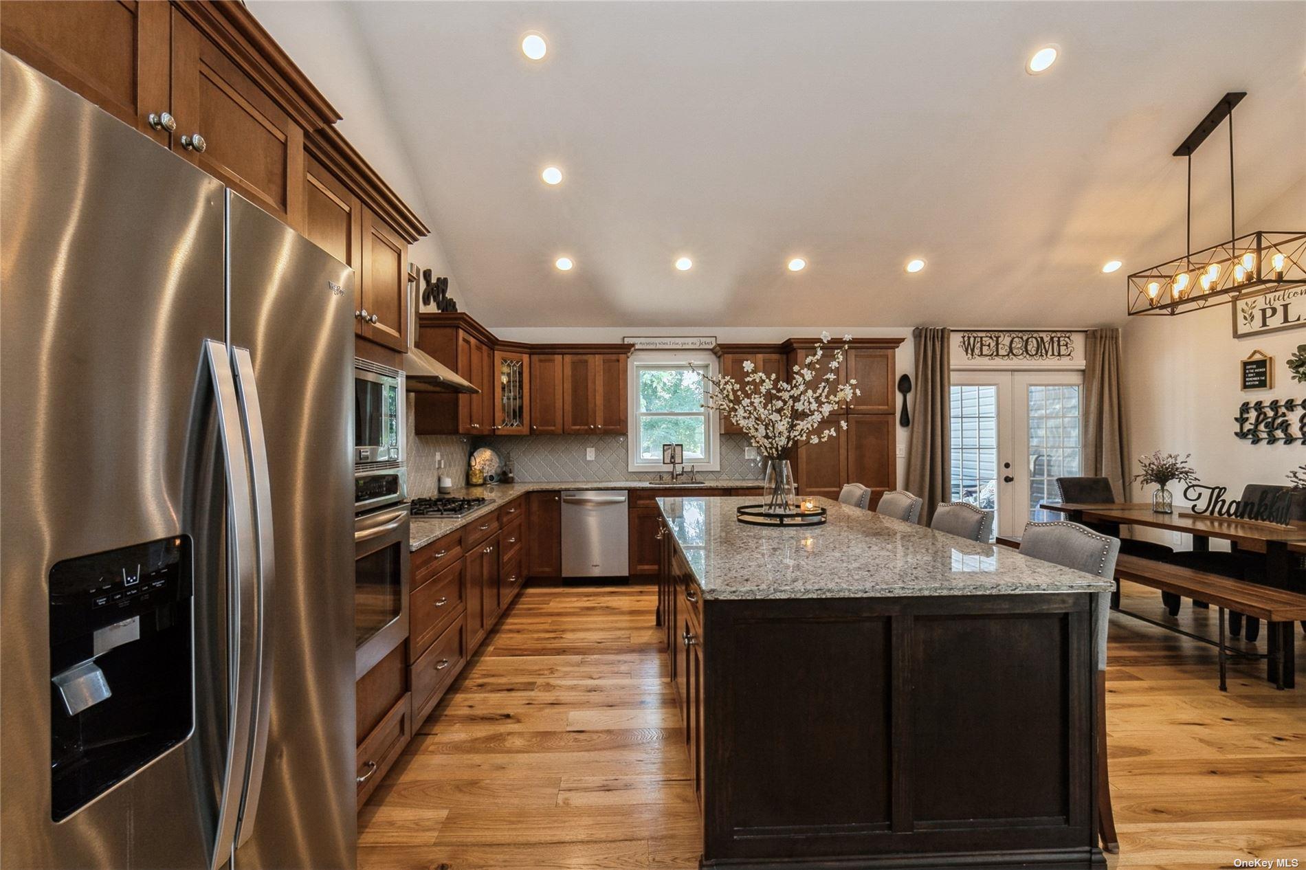 348 Indian Head Road, Commack, New York image 10