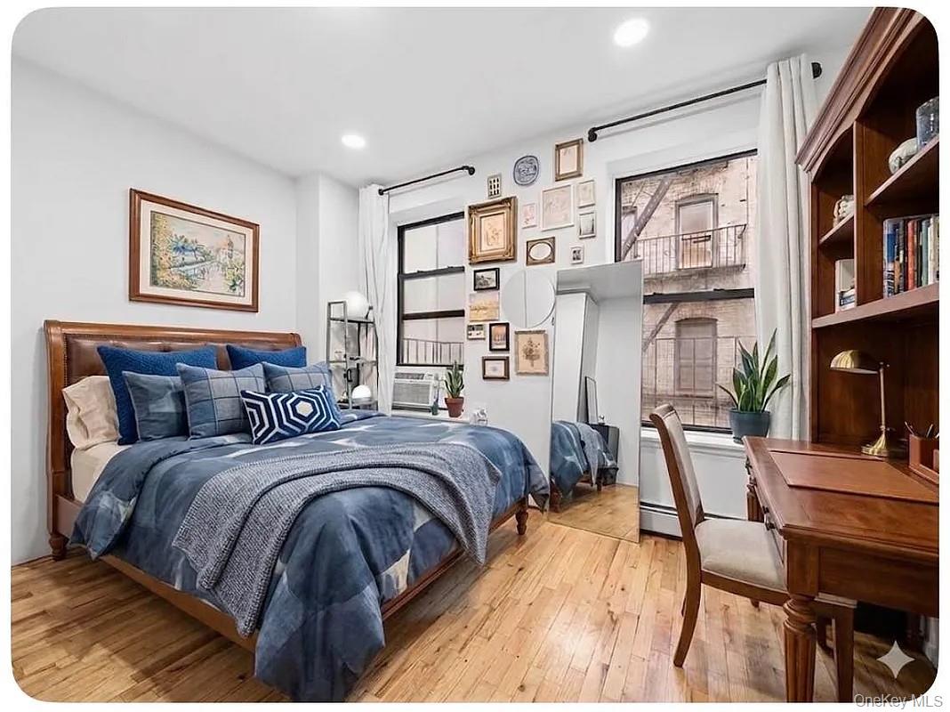 319 E 105th Street 4D