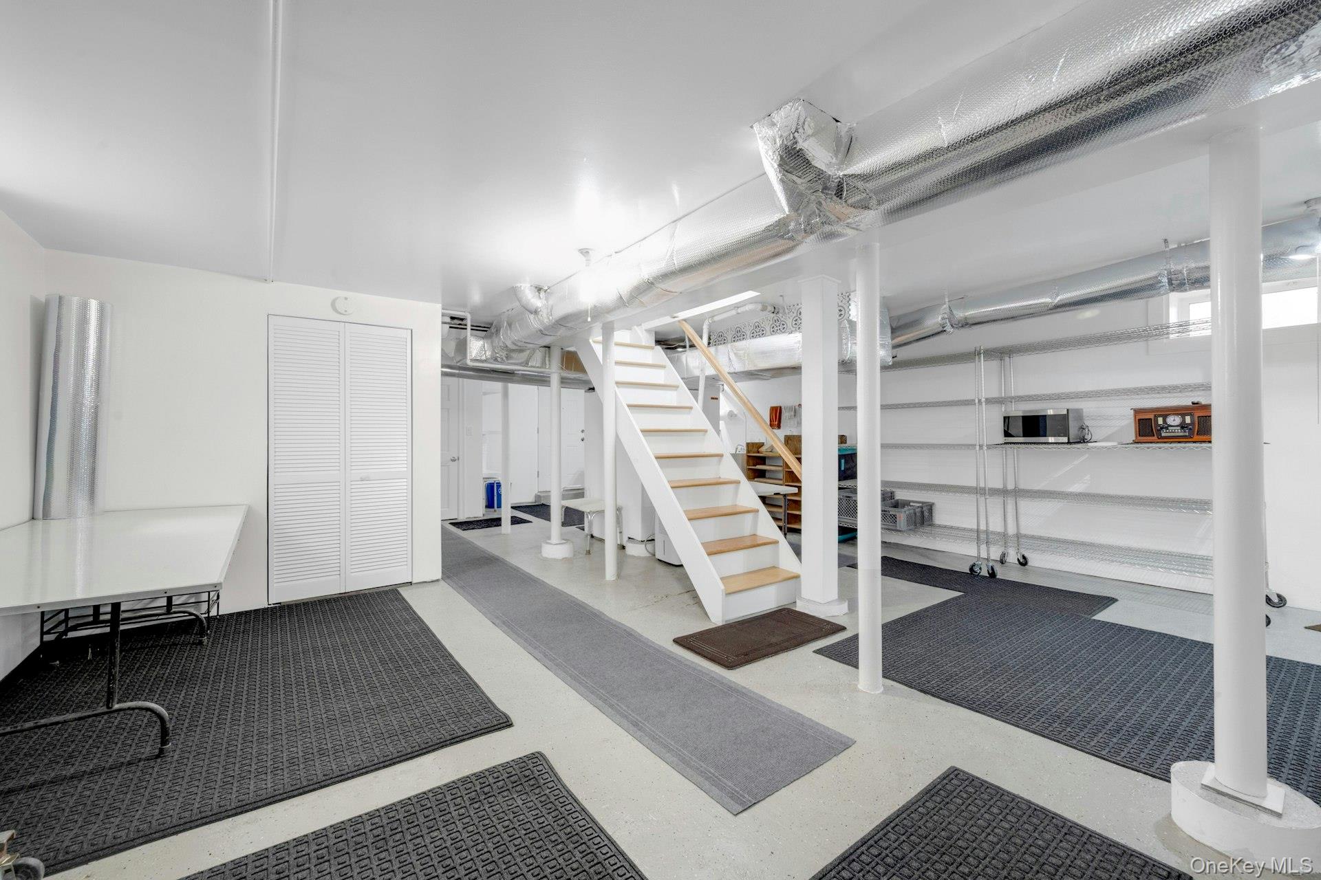 Mamaroneck, New York 10543, United States, 3 Bedrooms Bedrooms, ,3 BathroomsBathrooms,Residential,Active,210939