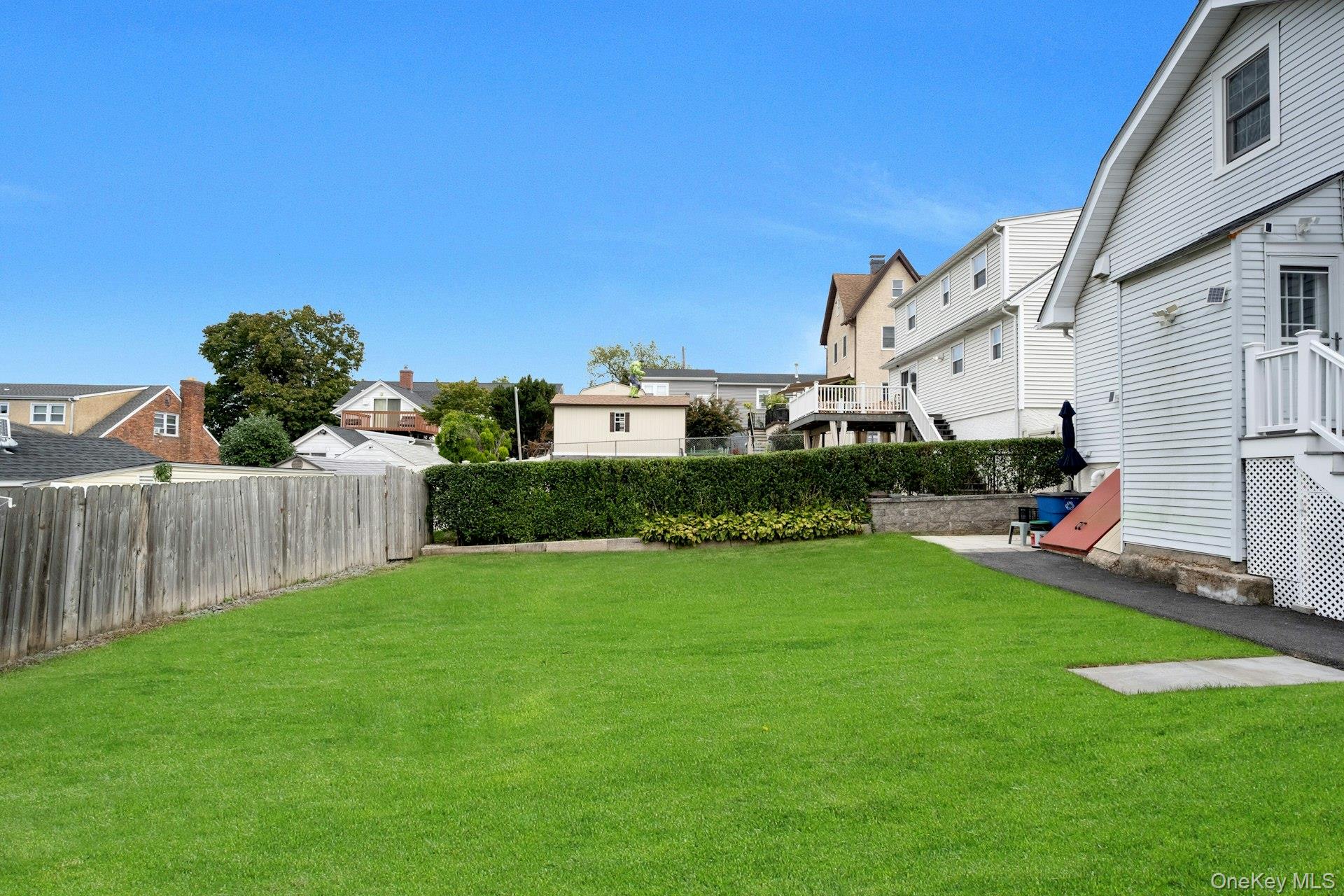 Mamaroneck, New York 10543, United States, 3 Bedrooms Bedrooms, ,3 BathroomsBathrooms,Residential,Active,210939