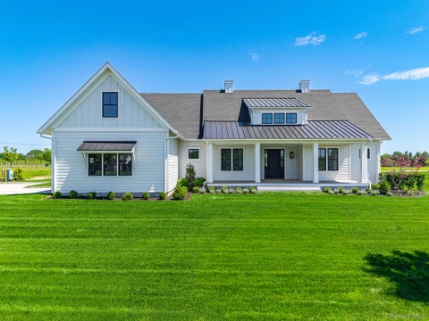 Homes For Sale - 25 Club Drive<br/> Baiting Hollow, NY 11933