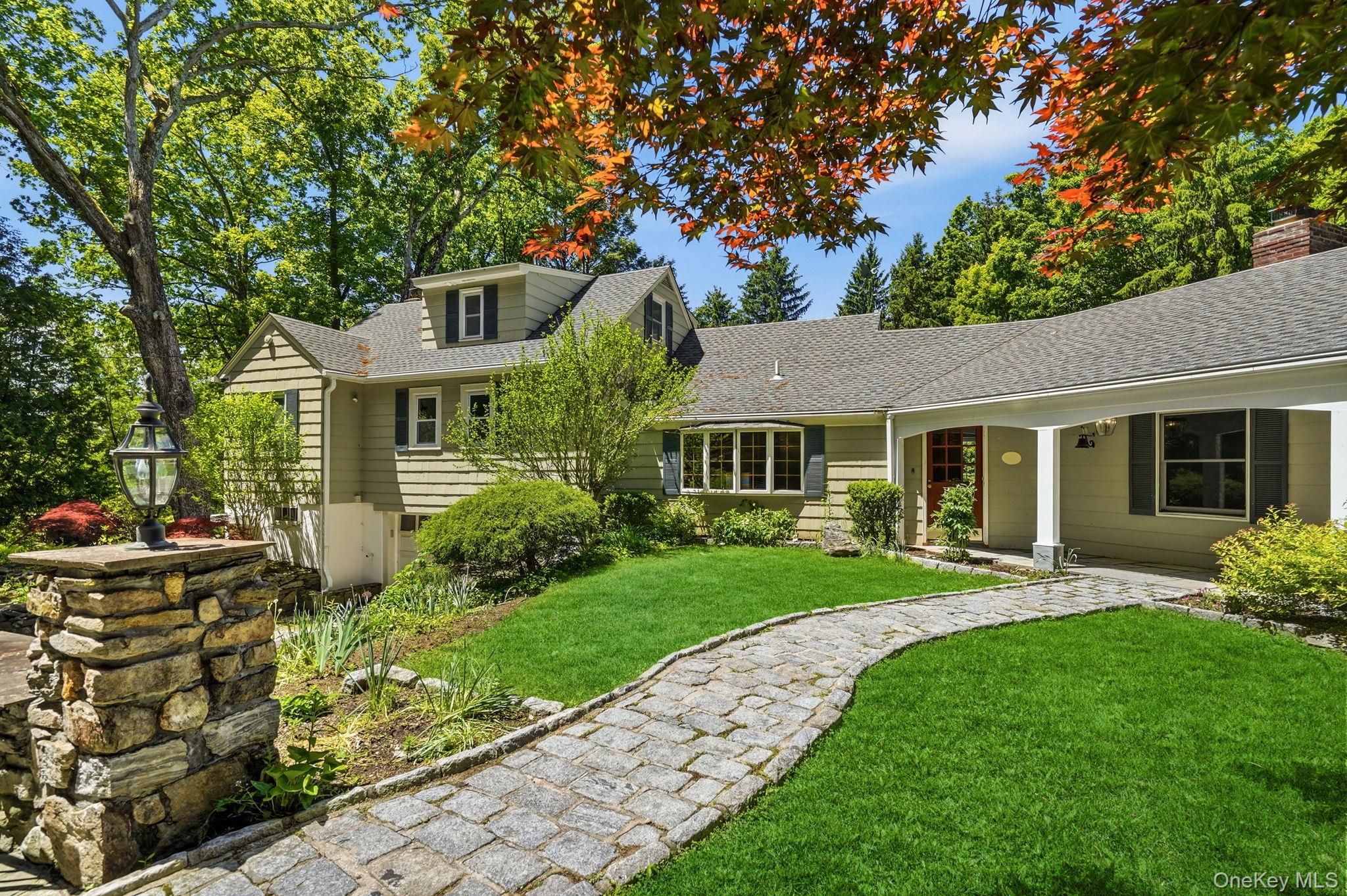 690 Croton Heights Road