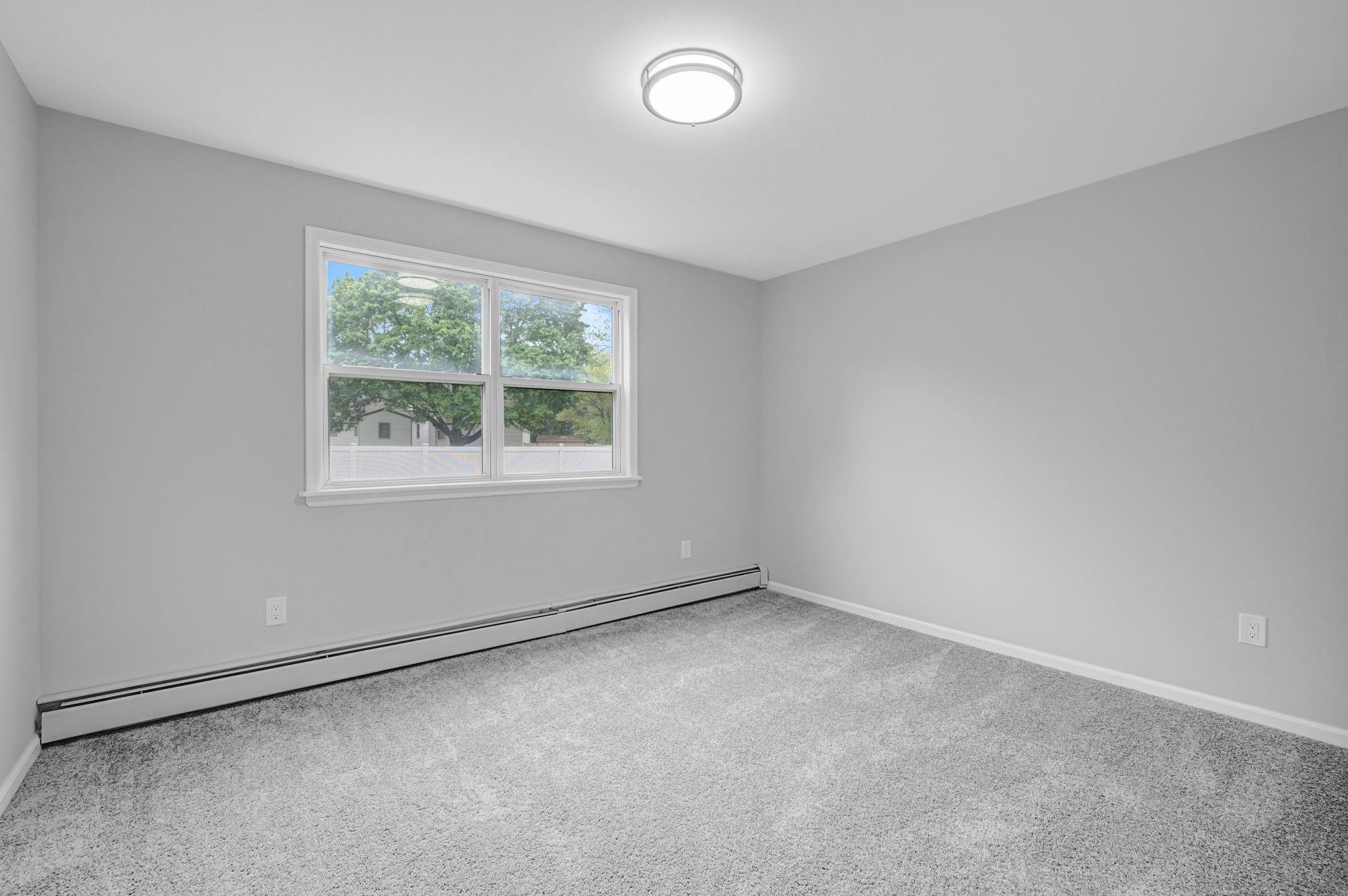 18-1 Locust Drive, Bay Shore, New York image 23
