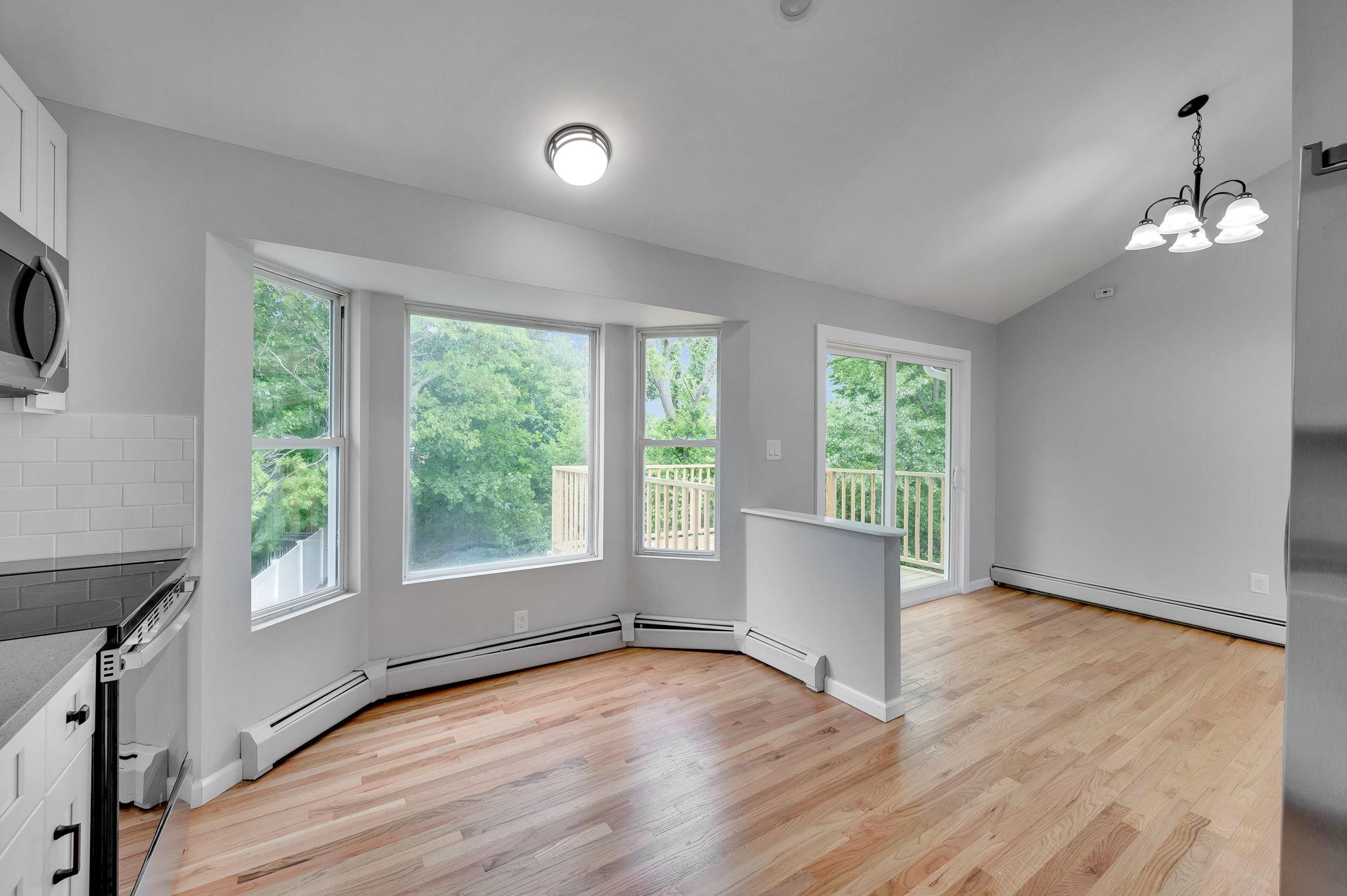 18-1 Locust Drive, Bay Shore, New York image 13