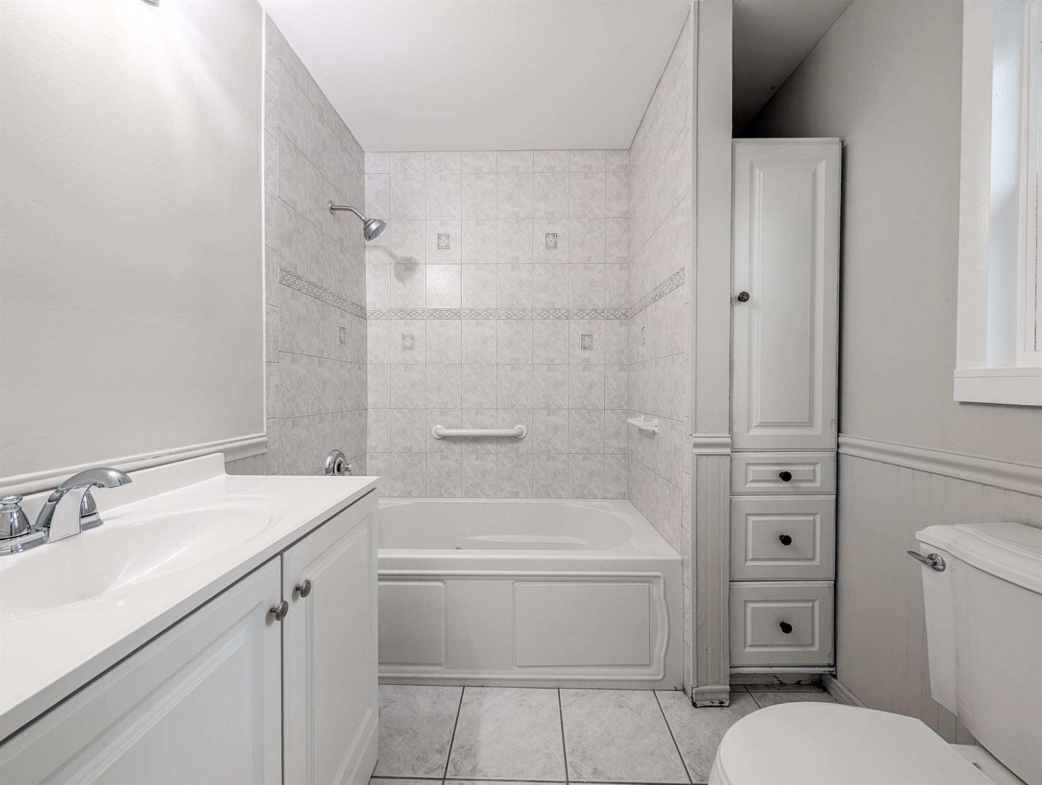 5 Vine Road, Mastic Beach, New York image 13