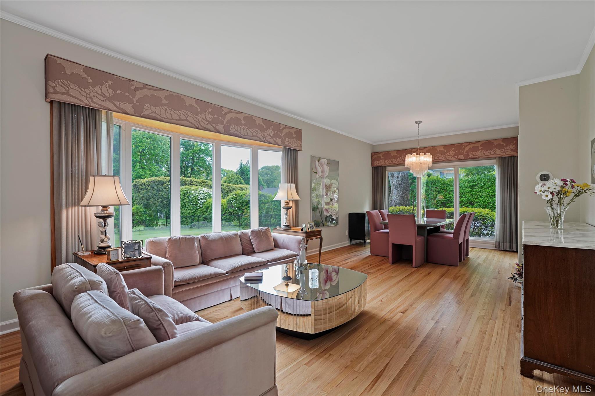 11 Maplemoor Lane