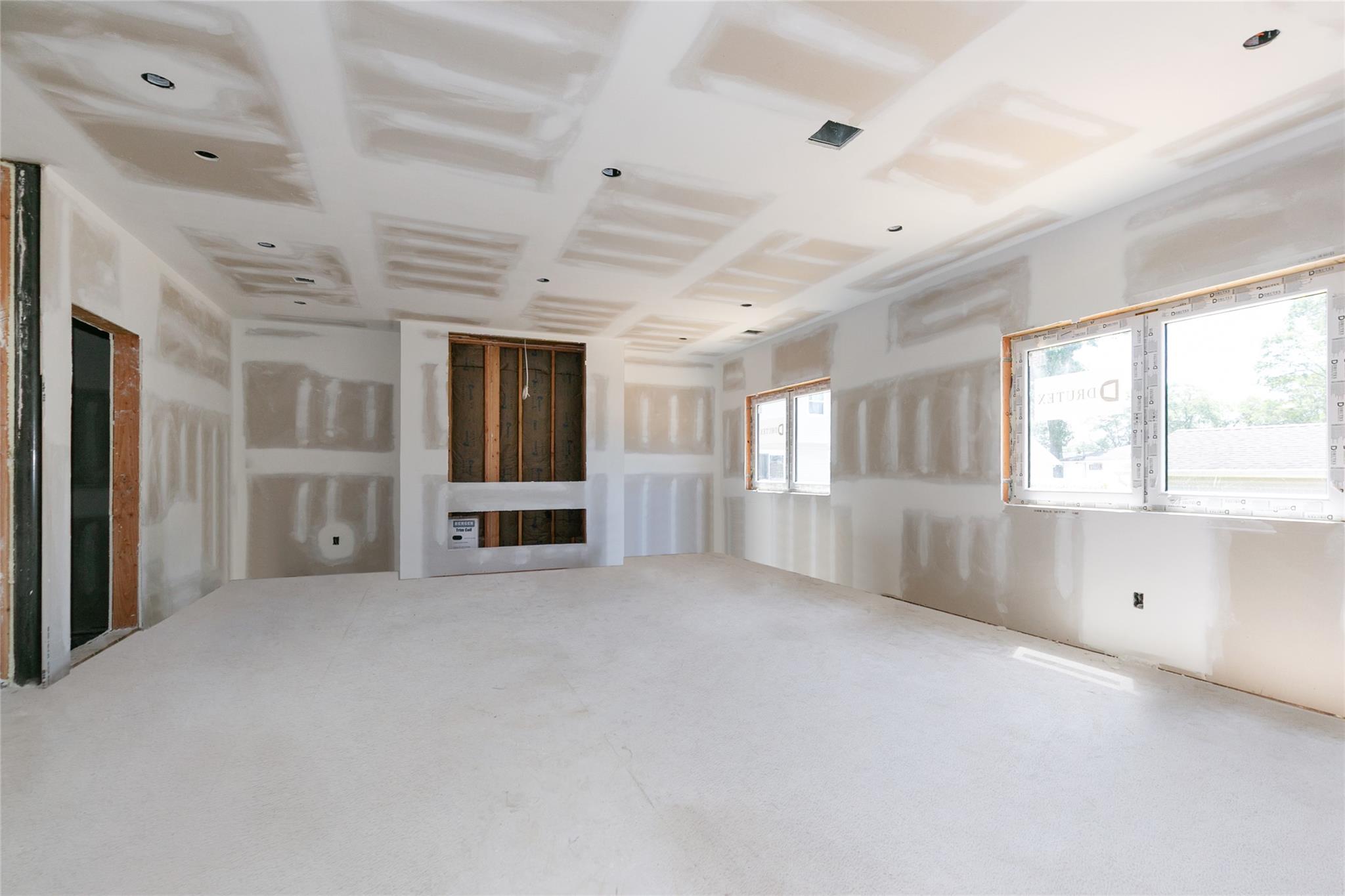 West Babylon, New York 11704, United States, 6 Bedrooms Bedrooms, ,5 BathroomsBathrooms,Residential,Active,15800