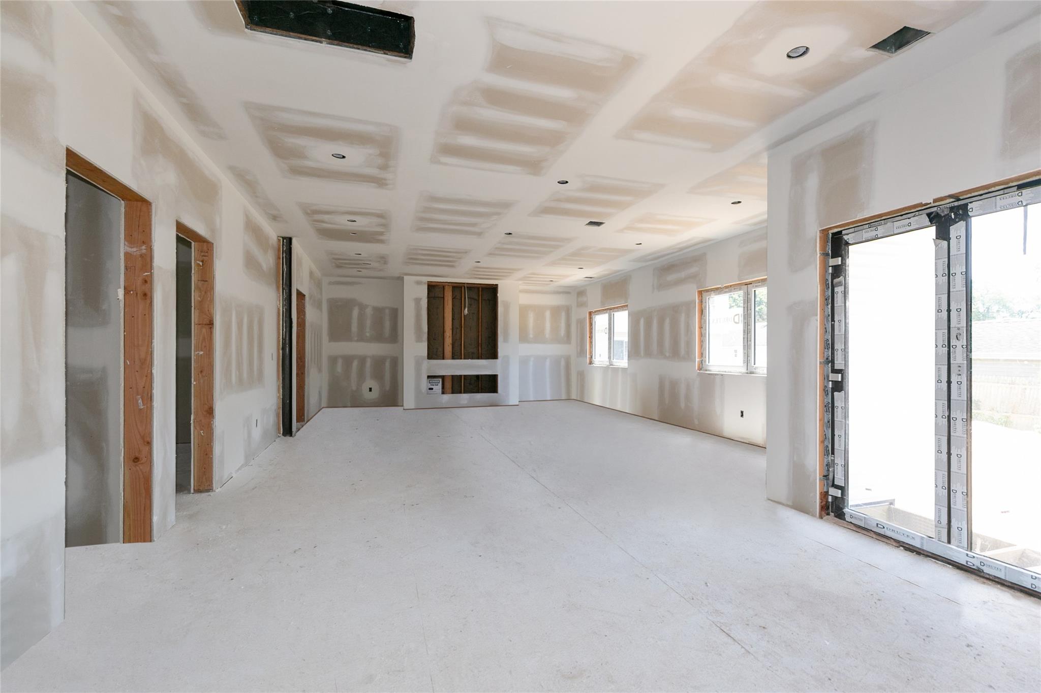 West Babylon, New York 11704, United States, 6 Bedrooms Bedrooms, ,5 BathroomsBathrooms,Residential,Active,15800