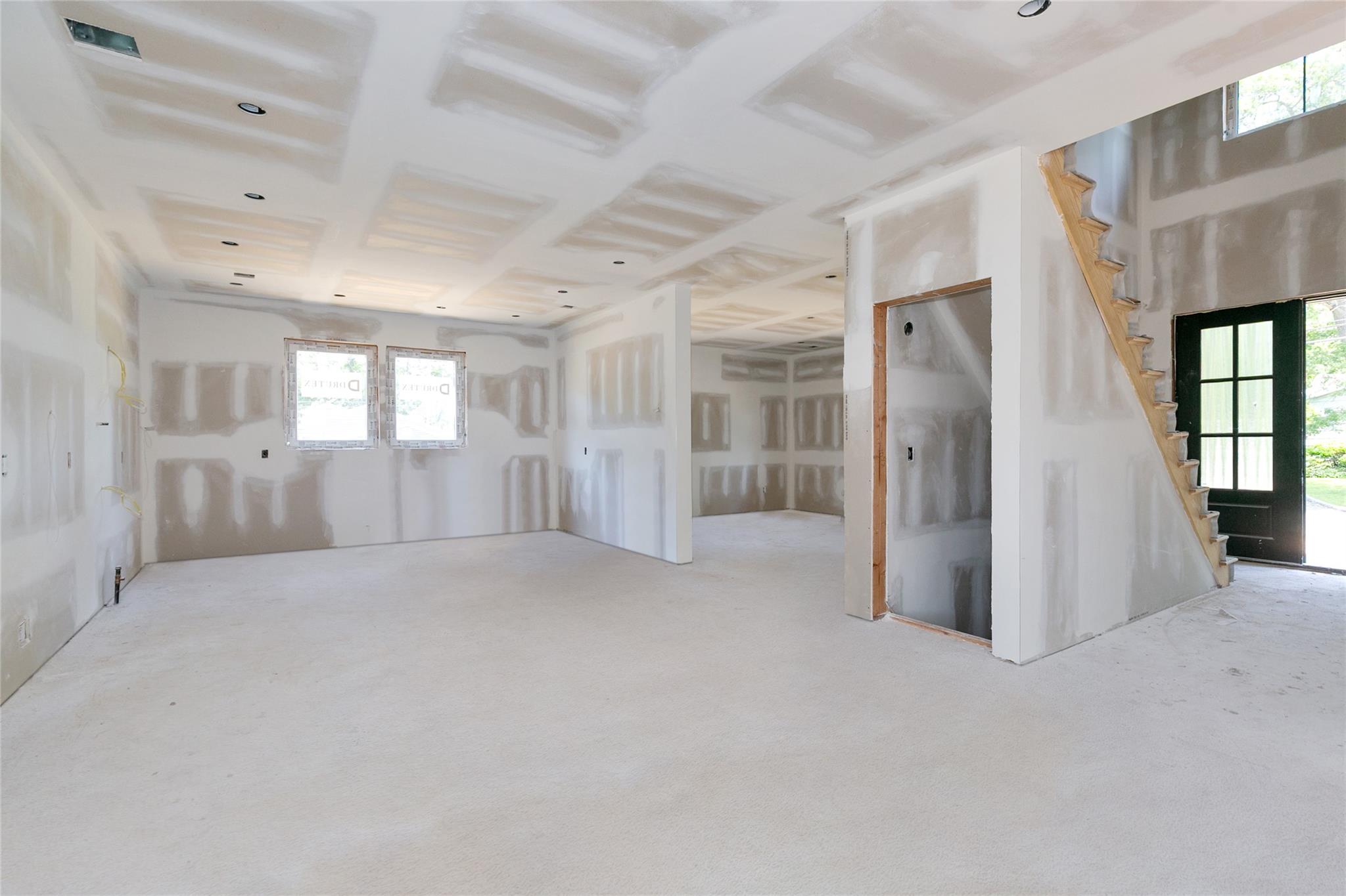 West Babylon, New York 11704, United States, 6 Bedrooms Bedrooms, ,5 BathroomsBathrooms,Residential,Active,15800