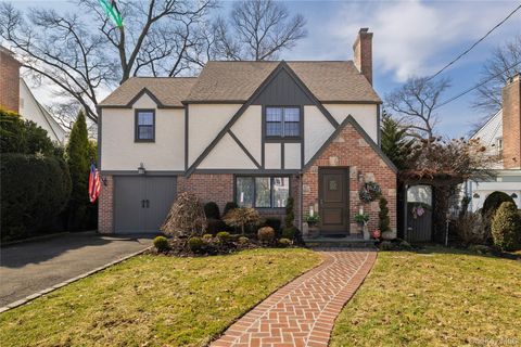 Homes For Sale - 43 Webster Street<br/> Malverne, NY 11565