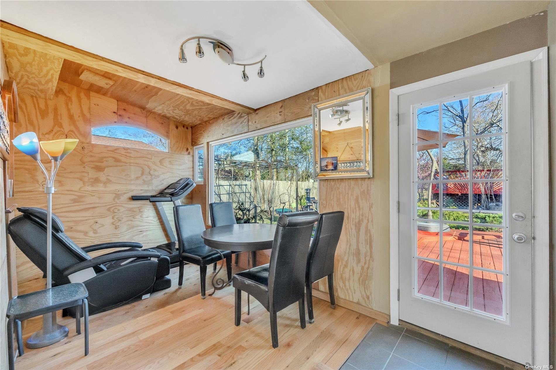 55 Inwood Avenue, Selden, New York image 13