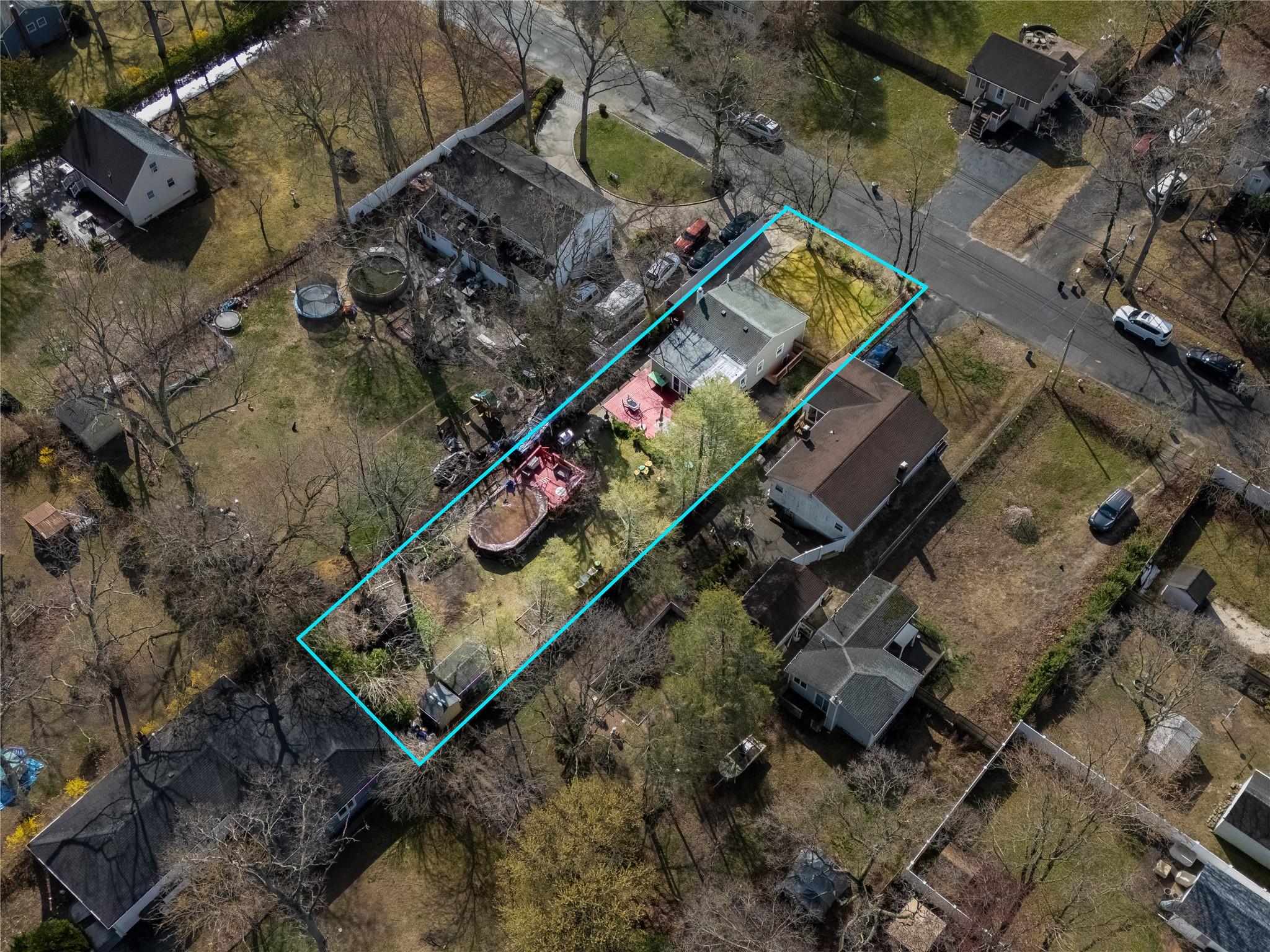 55 Inwood Avenue, Selden, New York image 34