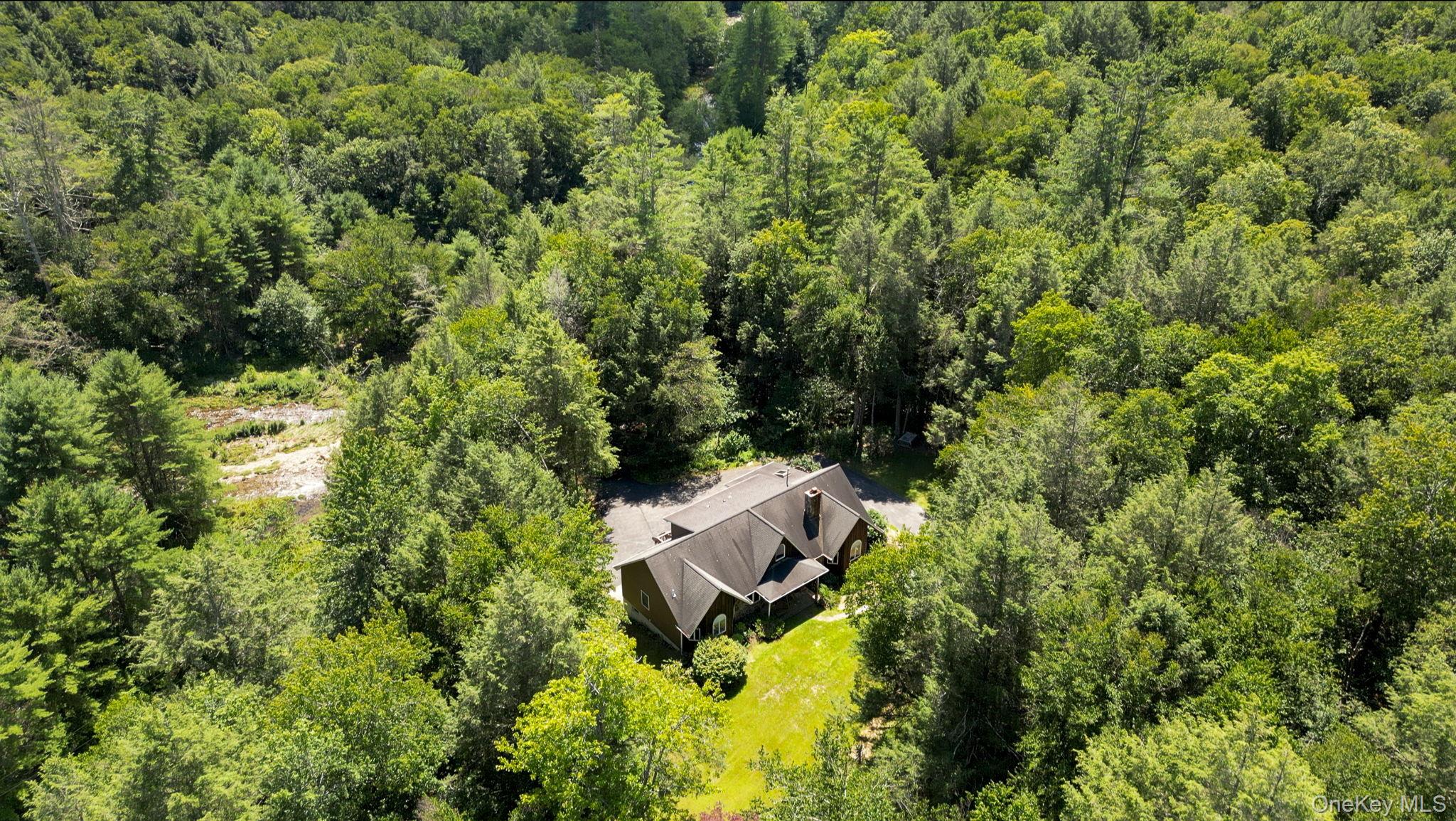 2735 Denning Road