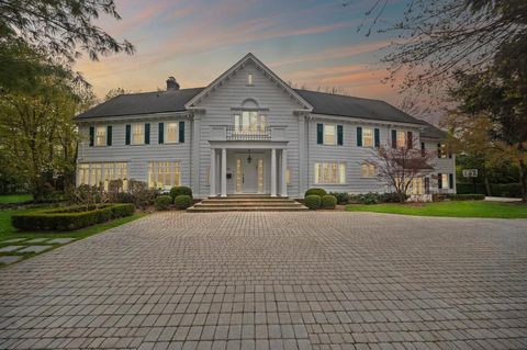 58 Beverly Road Great Neck NY 11021