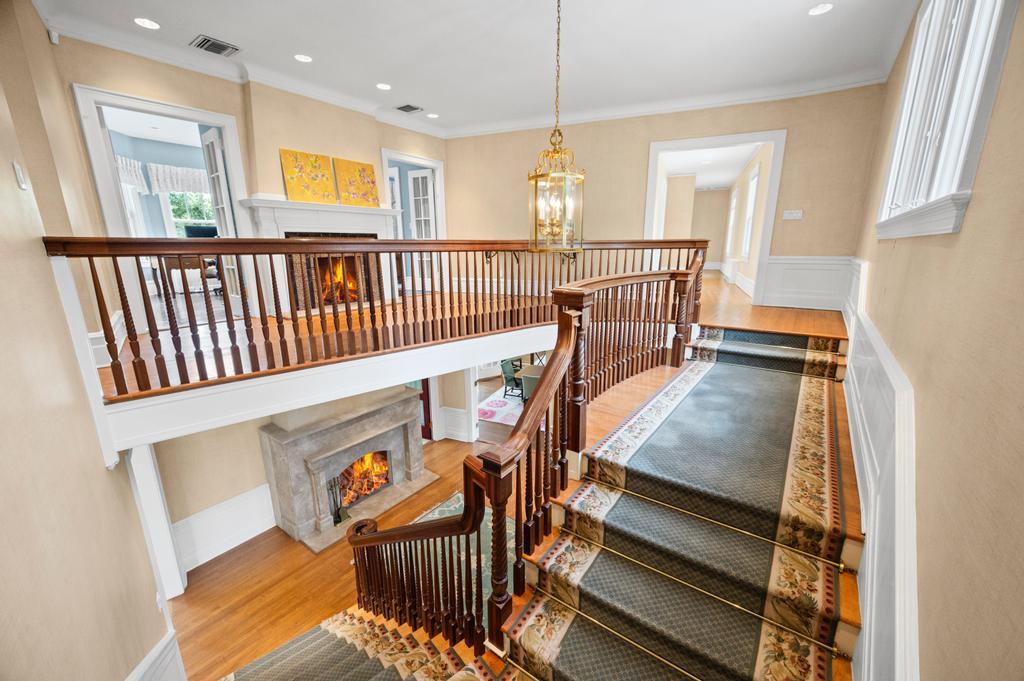 58 Beverly Road, Great Neck, New York image 3