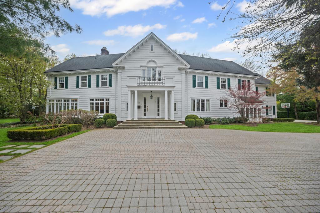 58 Beverly Road, Great Neck, New York image 38