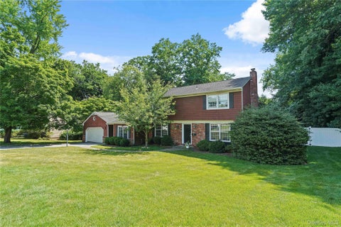 Homes For Sale - 16 Stephen Drive<br/> Tarrytown, NY 10591