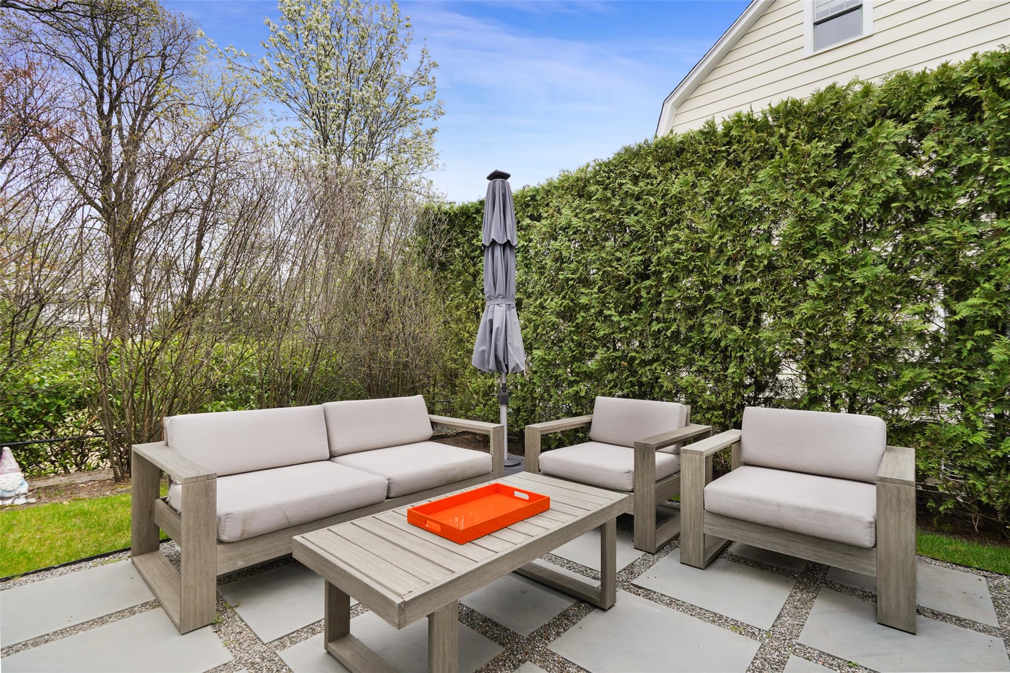 1 Iden Avenue, Larchmont, New York image 32
