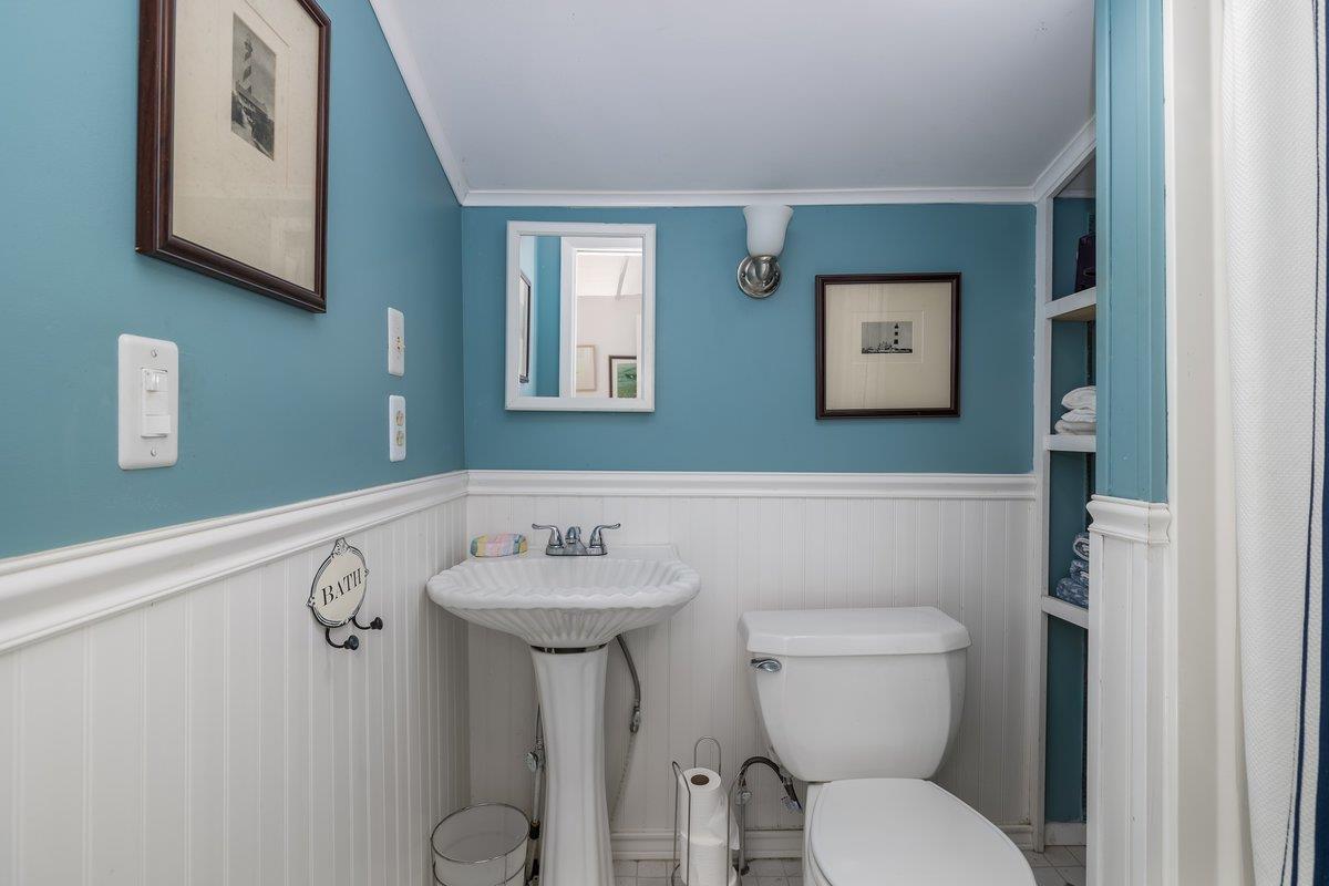 19 Anchor Path, Baiting Hollow, New York image 10