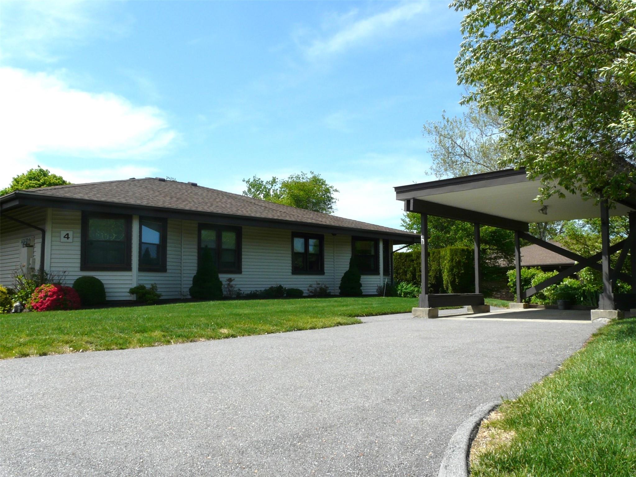 Property for Sale at S Devon Court B, Yorktown Heights, New York - Bedrooms: 2 
Bathrooms: 1 
Rooms: 5  - $450,000