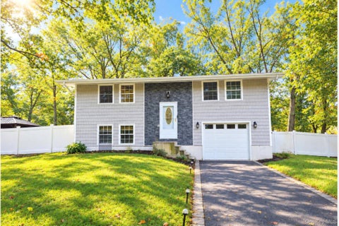 Photo of 32 Lodge Lane, East Setauket, NY 11733 (MLS # 1061463)