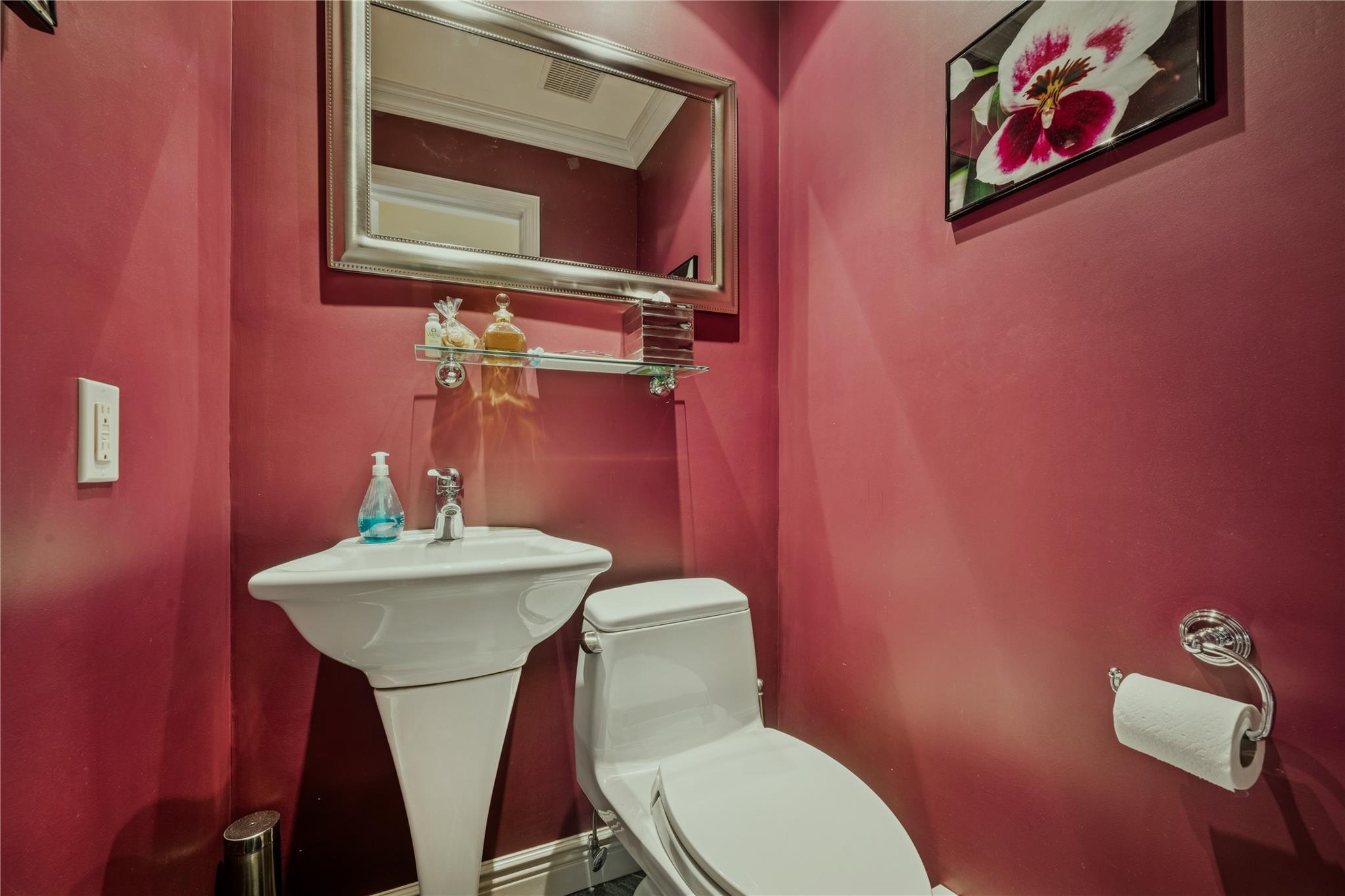 1127 Old Northern Boulevard, Roslyn, New York image 13