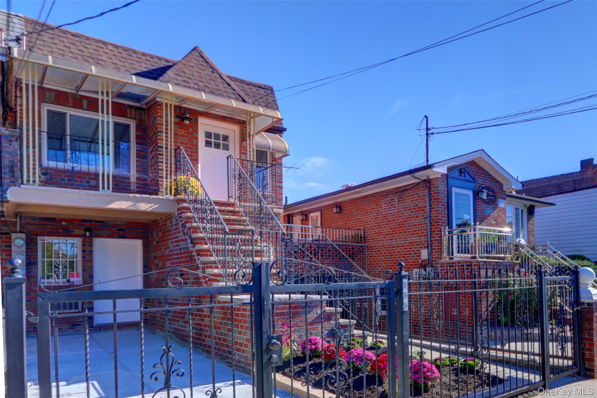 655 E 85th Street