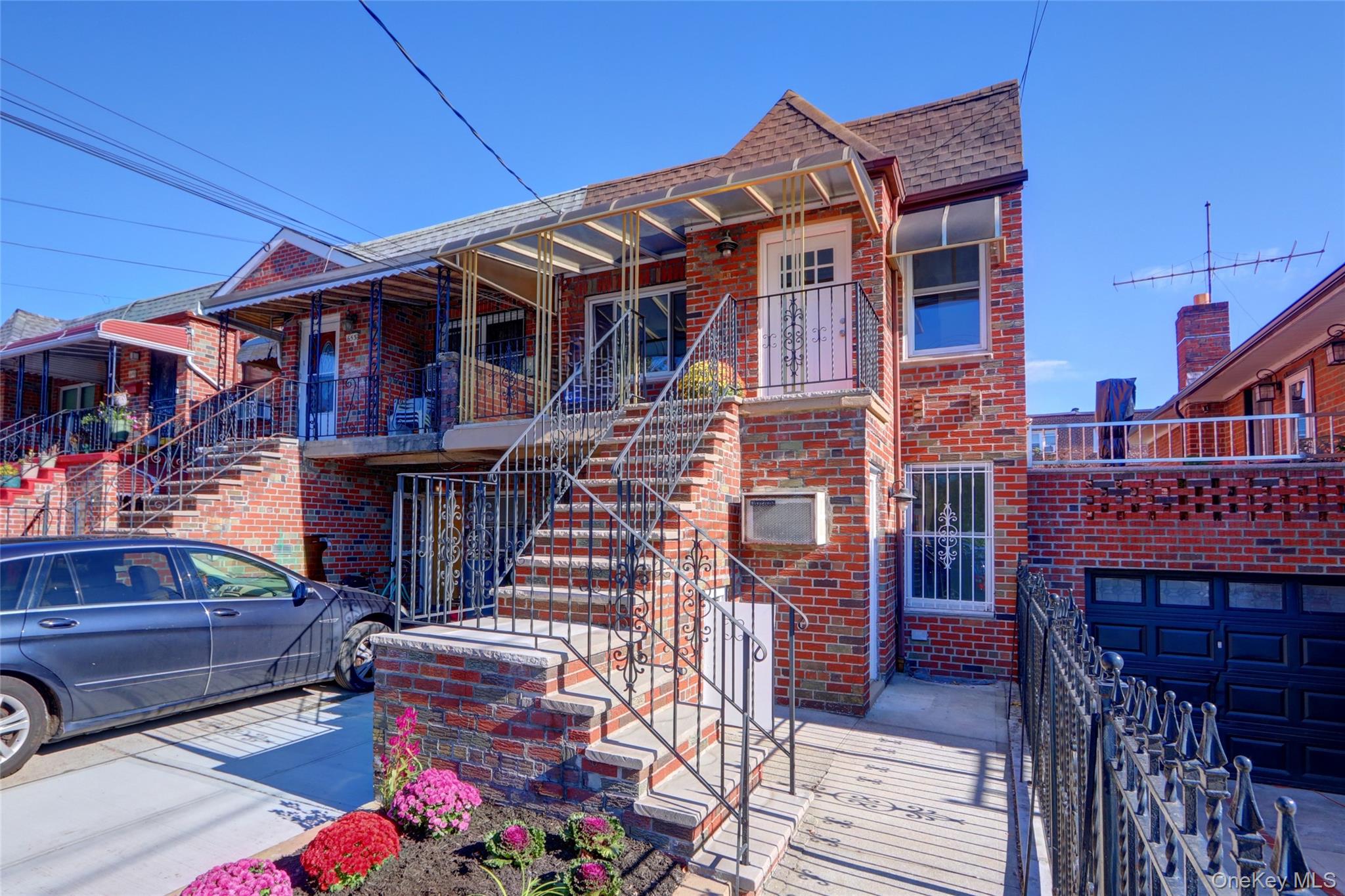 655 E 85th Street