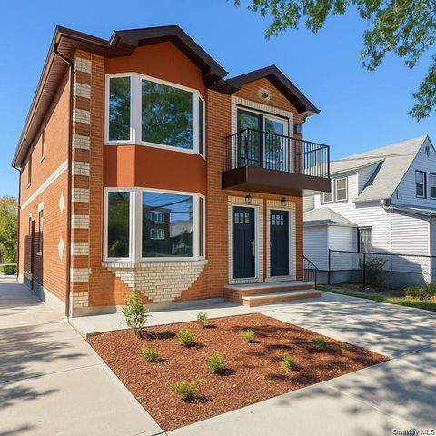 Condo For Sale - 14750 231st Street<br/> Springfield Gardens, NY 11413