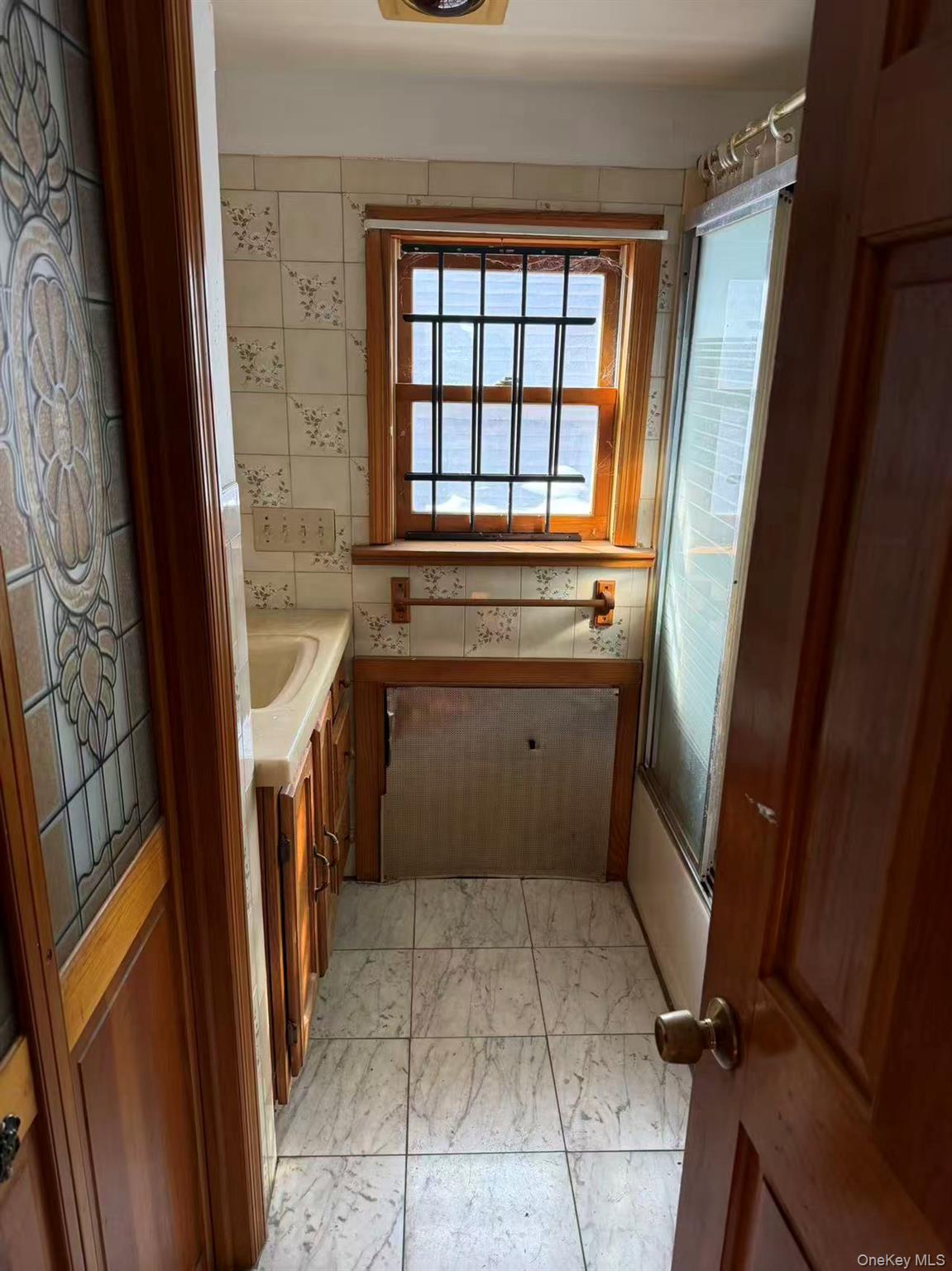 1580 Castleton Avenue