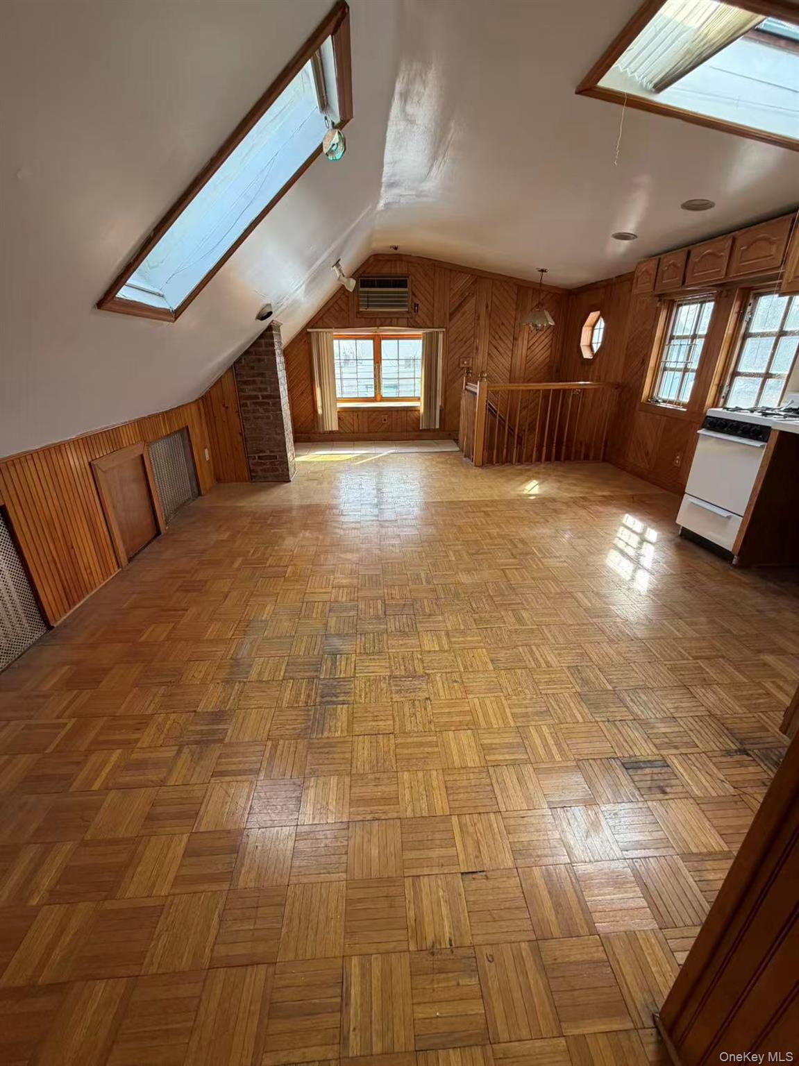 1580 Castleton Avenue