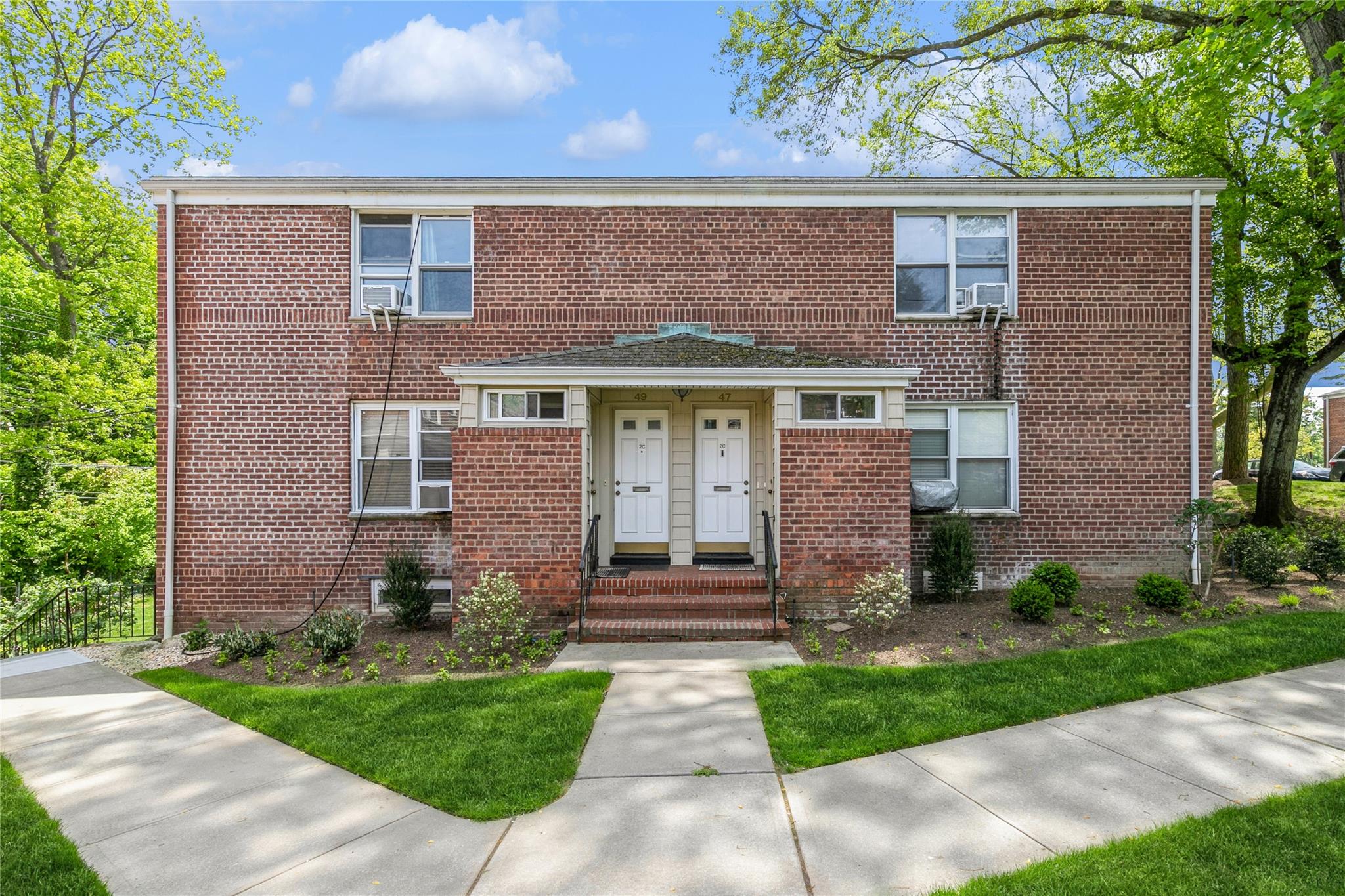47 Edwards Street 2C
