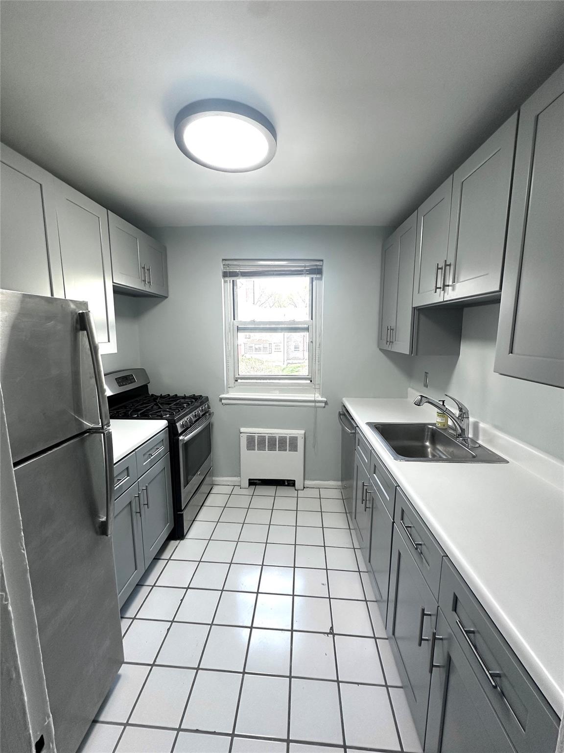 150-34 Jewel Ave Ave #63B, Flushing, New York image 6