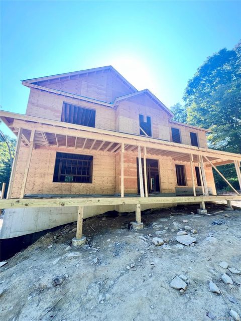 Photo of 1 Bolger Court Rd, Newburgh, NY 12550 (MLS # 900960)