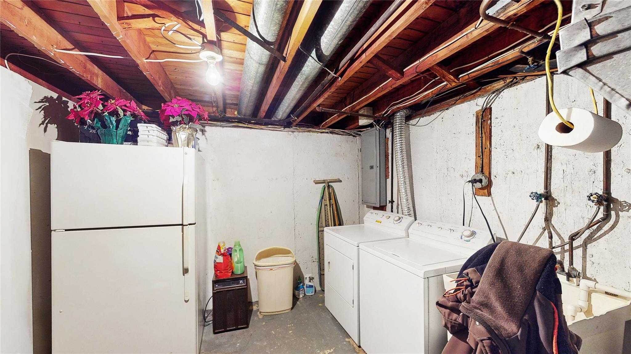 6 New Dorp Place, Melville, New York image 27