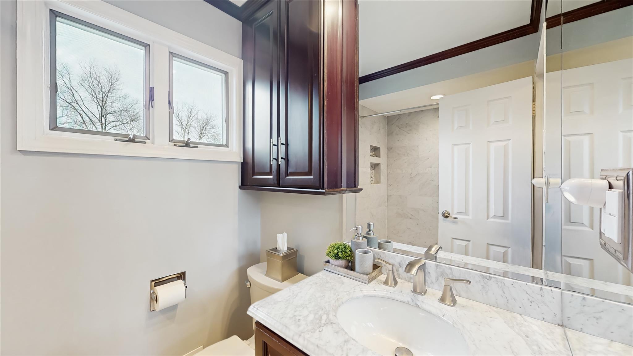 6 New Dorp Place, Melville, New York image 24