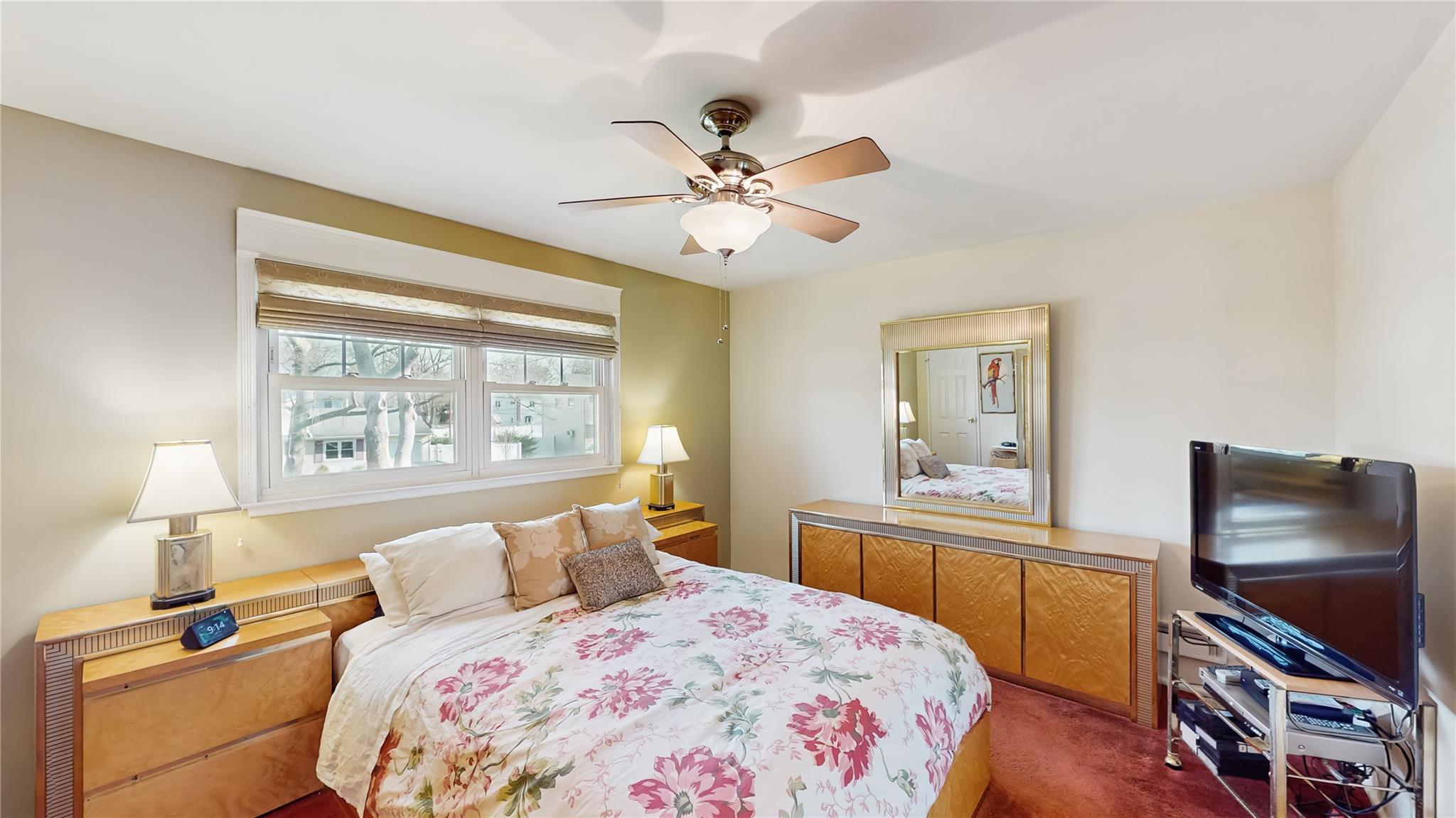 6 New Dorp Place, Melville, New York image 16