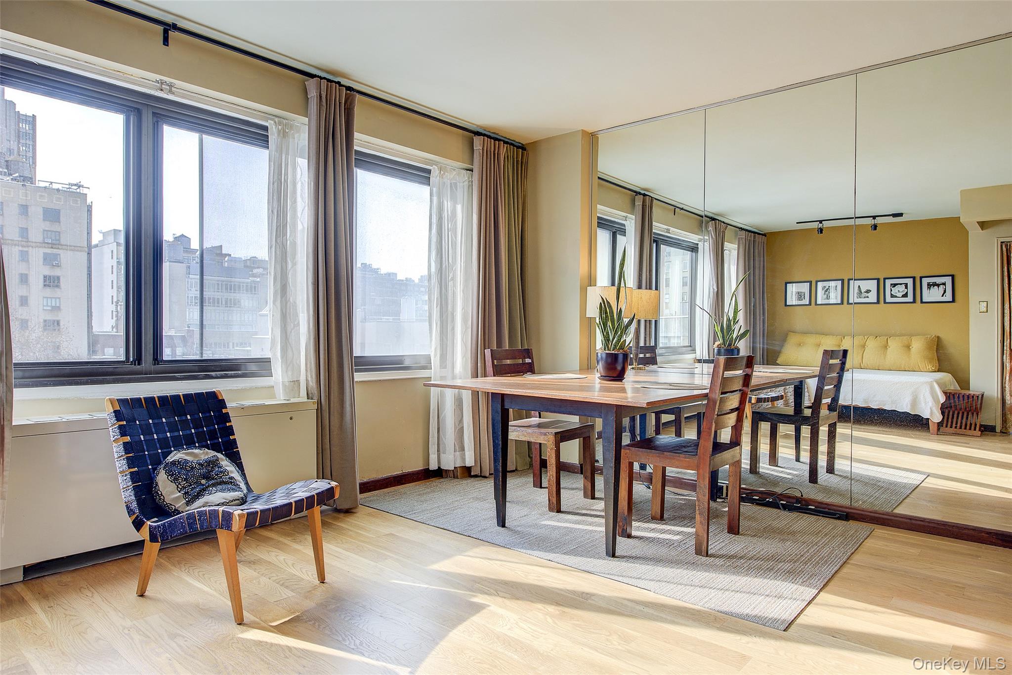 201 W 21st Street 9G