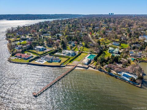 Vacant Land For Sale - 33 Harbour Road<br/> Great Neck, NY 11024