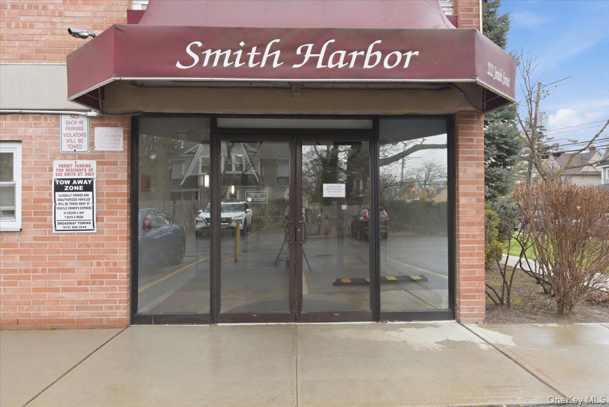 222 Smith Street 2E