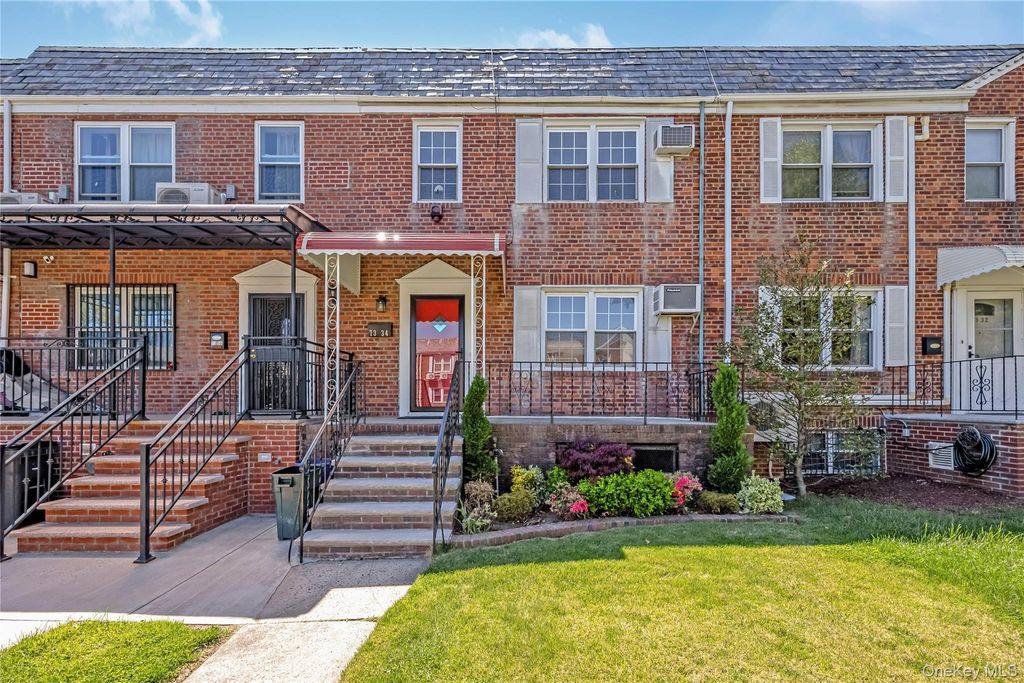 Photo of 7334 174th Street, Fresh Meadows, NY 11366 (MLS # 930172)